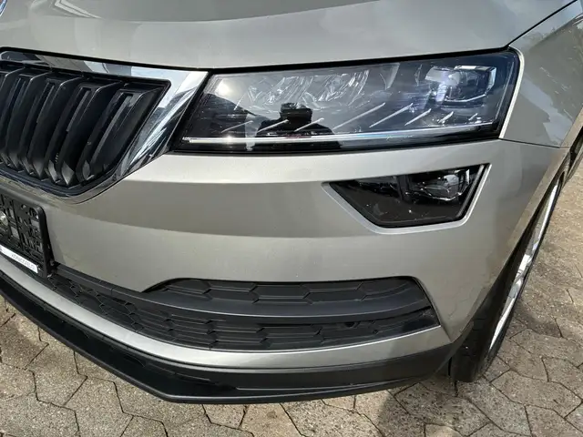 Skoda Karoq view 3
