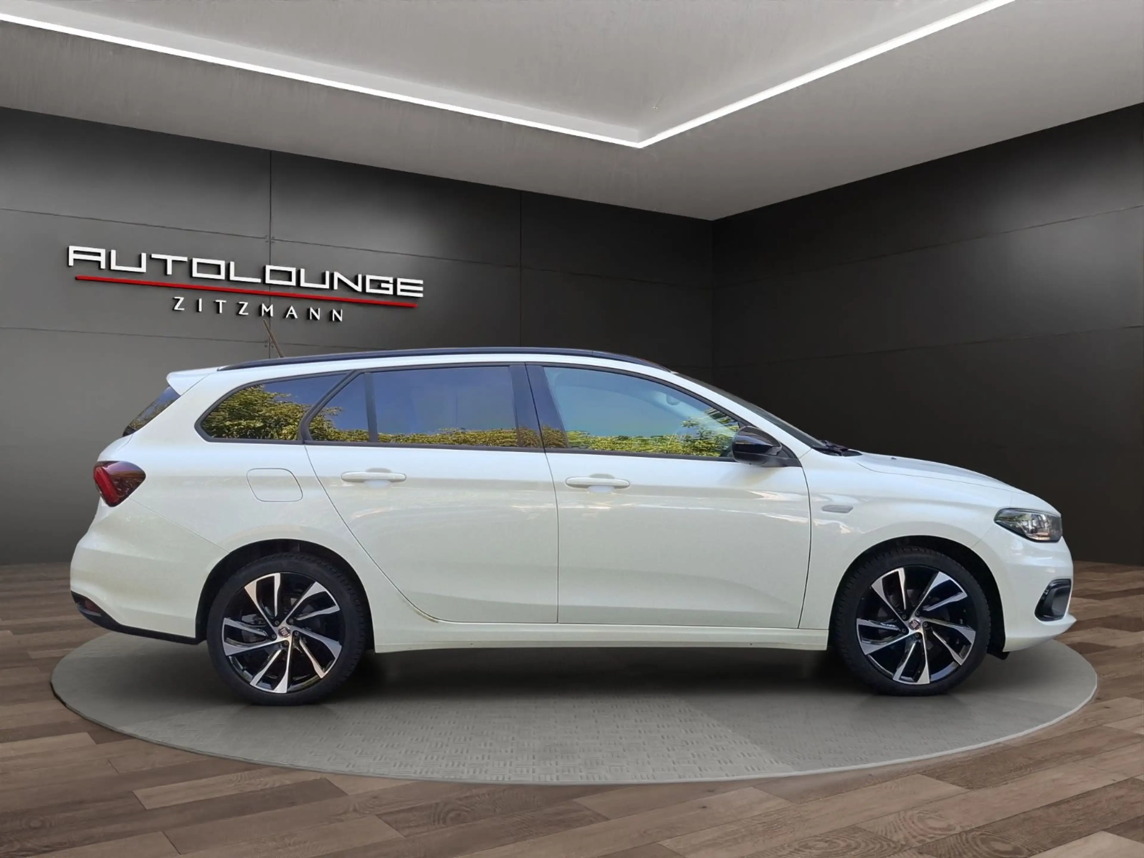 Fiat Tipo S-Design AHK PDC SHZG Tempomat — photo 6