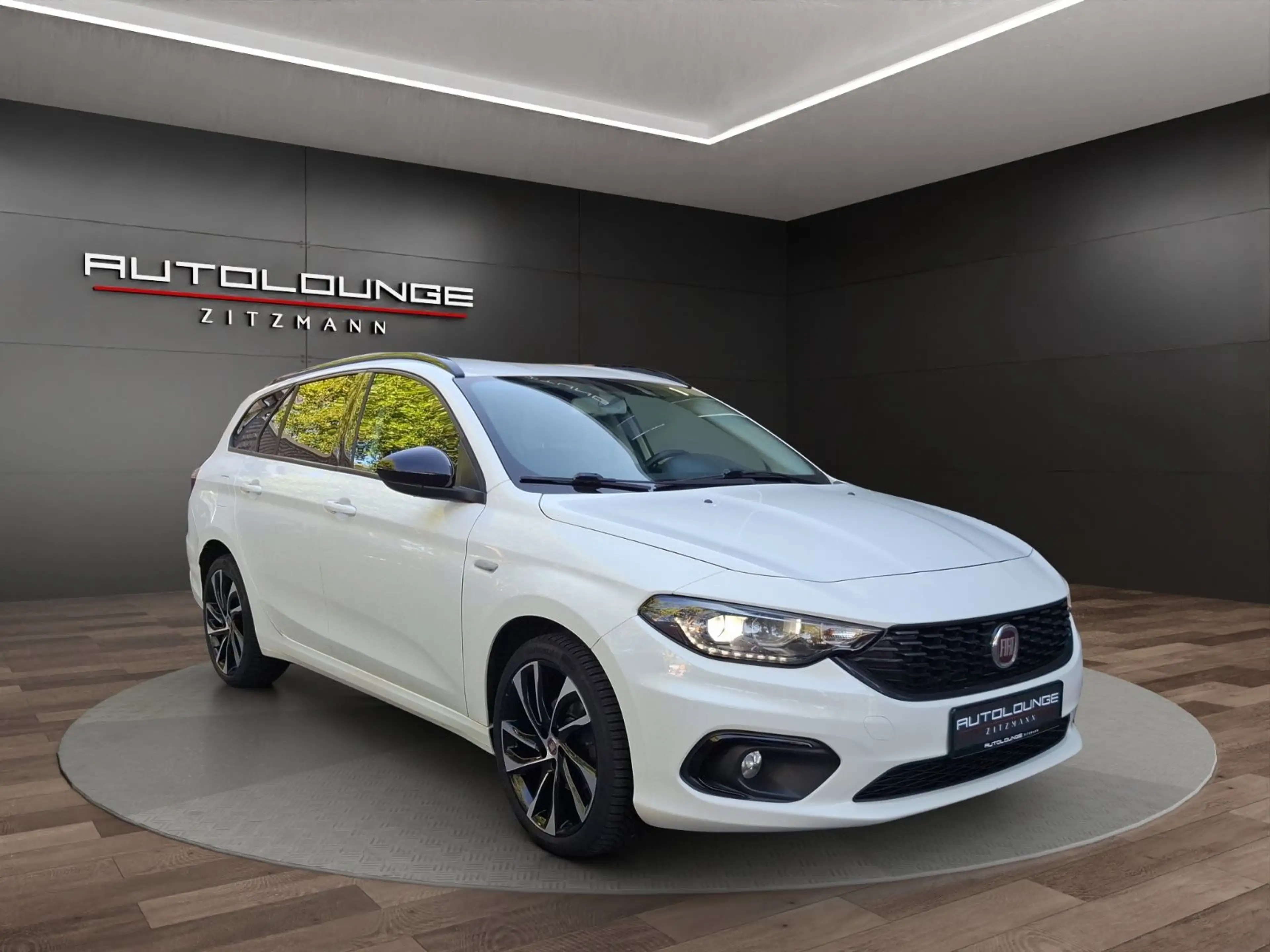 Fiat Tipo S-Design AHK PDC SHZG Tempomat — photo 7