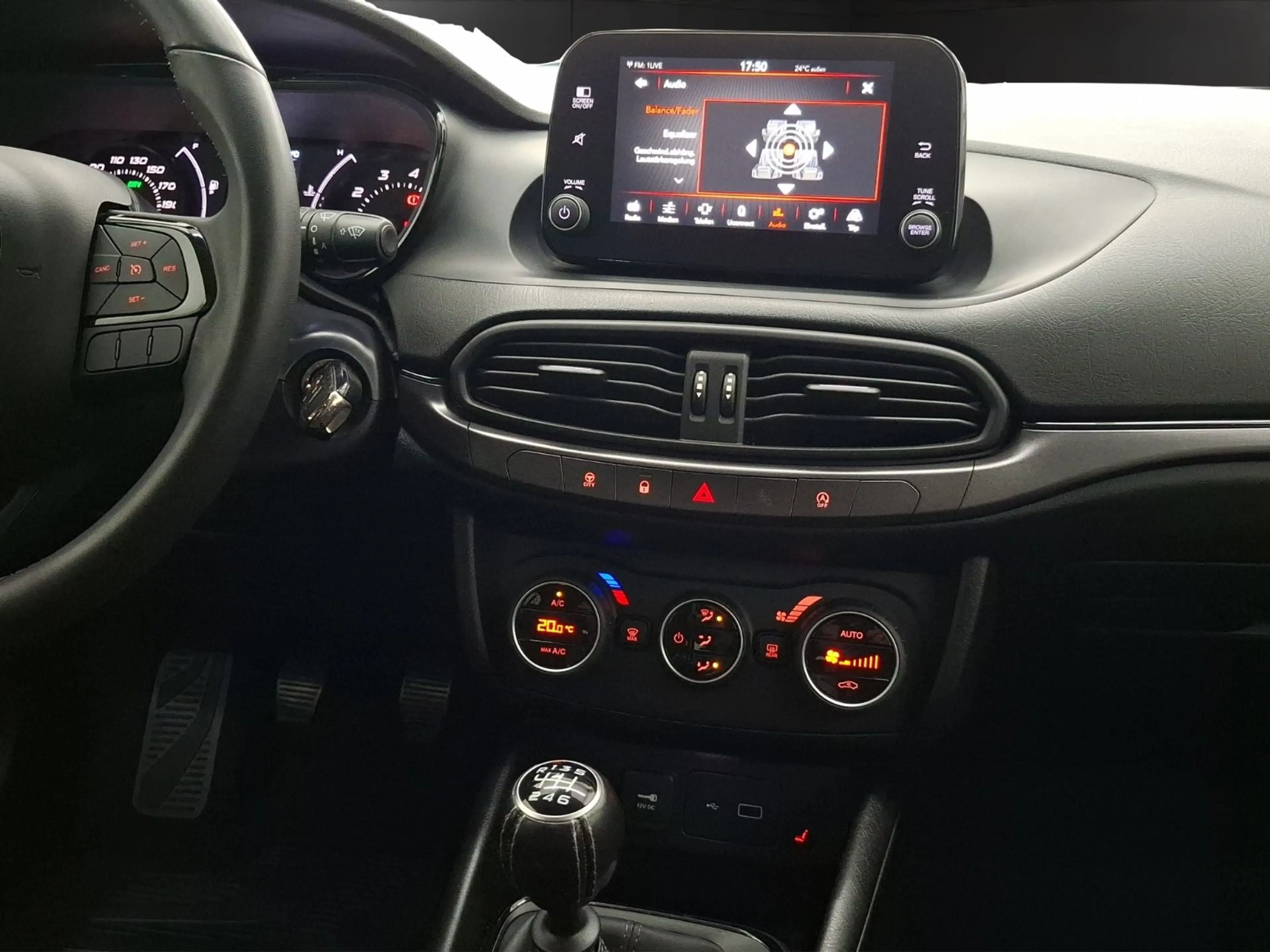 Fiat Tipo S-Design AHK PDC SHZG Tempomat — photo 13