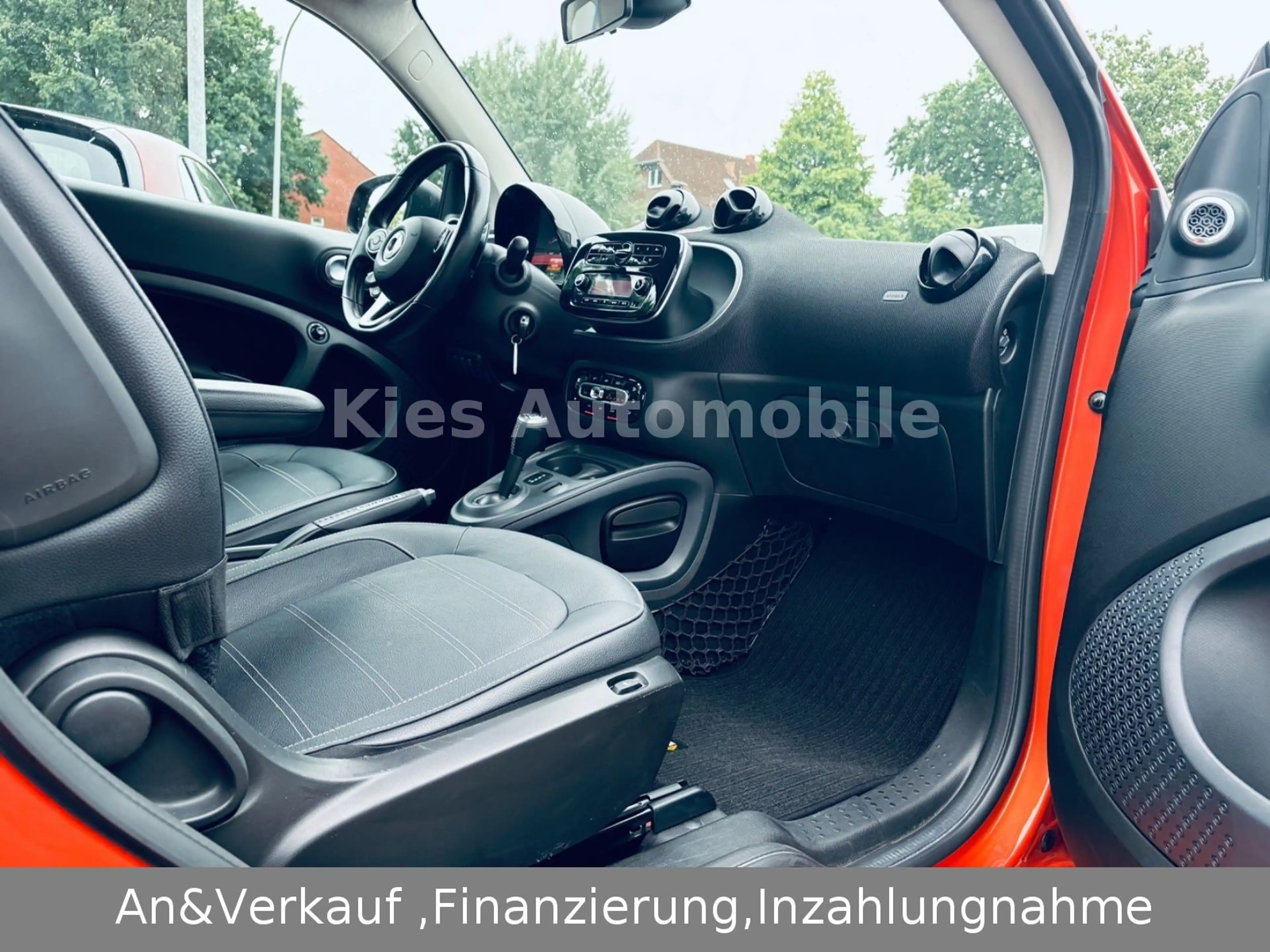 smart forTwo Brabus Packet 90Ps AUTOM/JBL/PANO/LEDER — photo 12