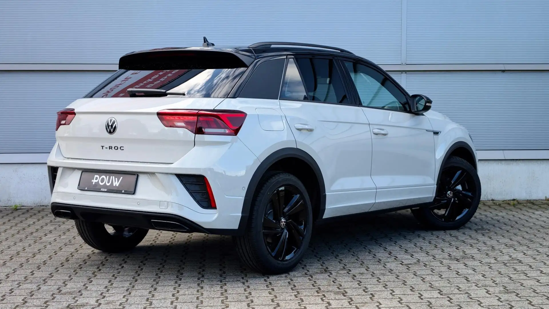Volkswagen T-Roc 1.0 TSI 116pk R-Line Edition | Trekhaak Afneembaar Grigio - 2