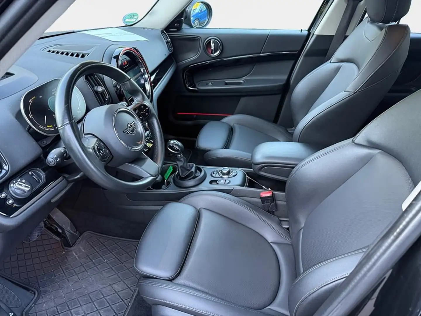 MINI Cooper SE Countryman Classic Trim Schwarz - 1