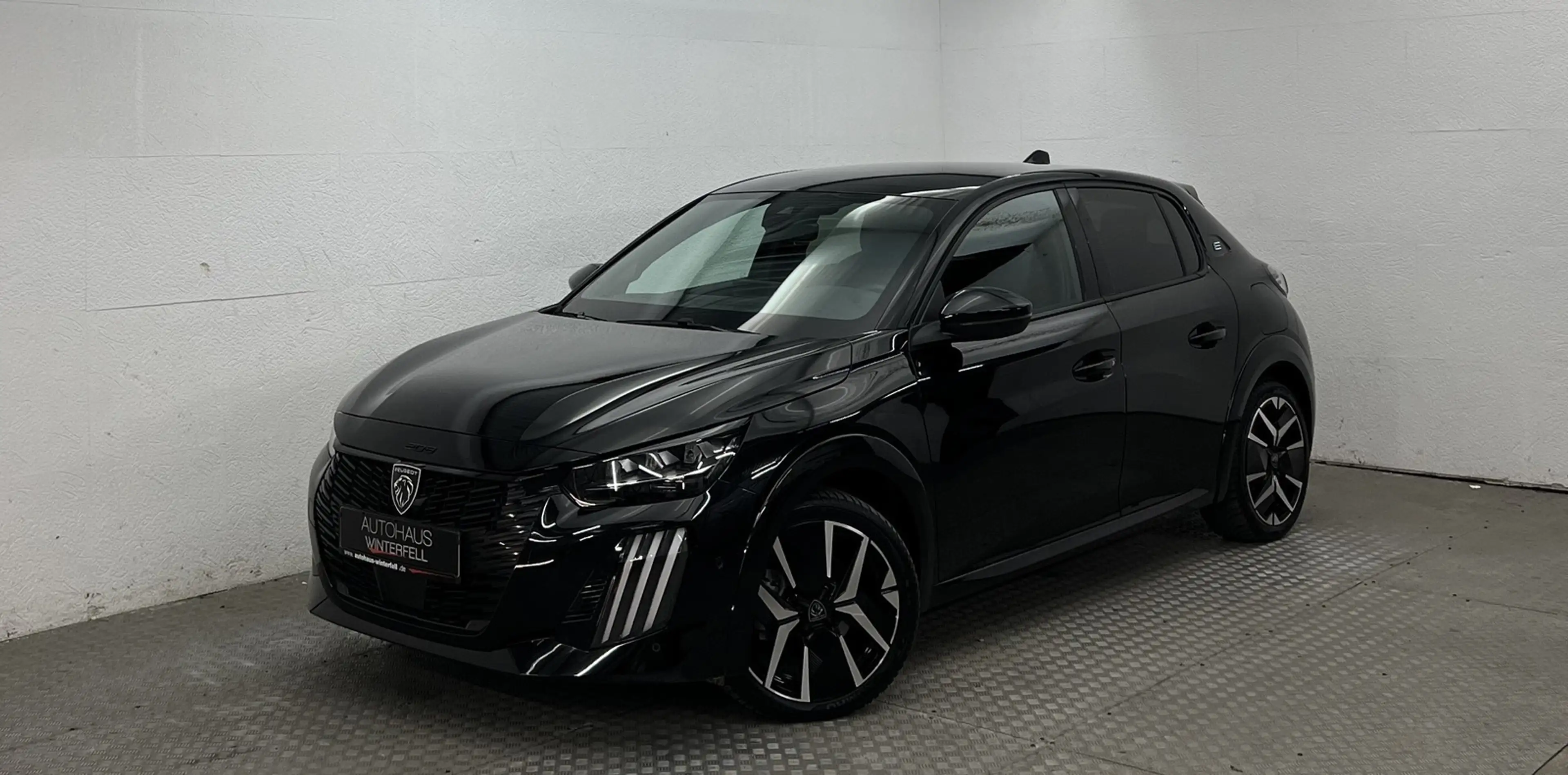 Peugeot e-208 156 GT WÄRMEPUMPE+ACC+MASSAGE+360+KEYLESS+