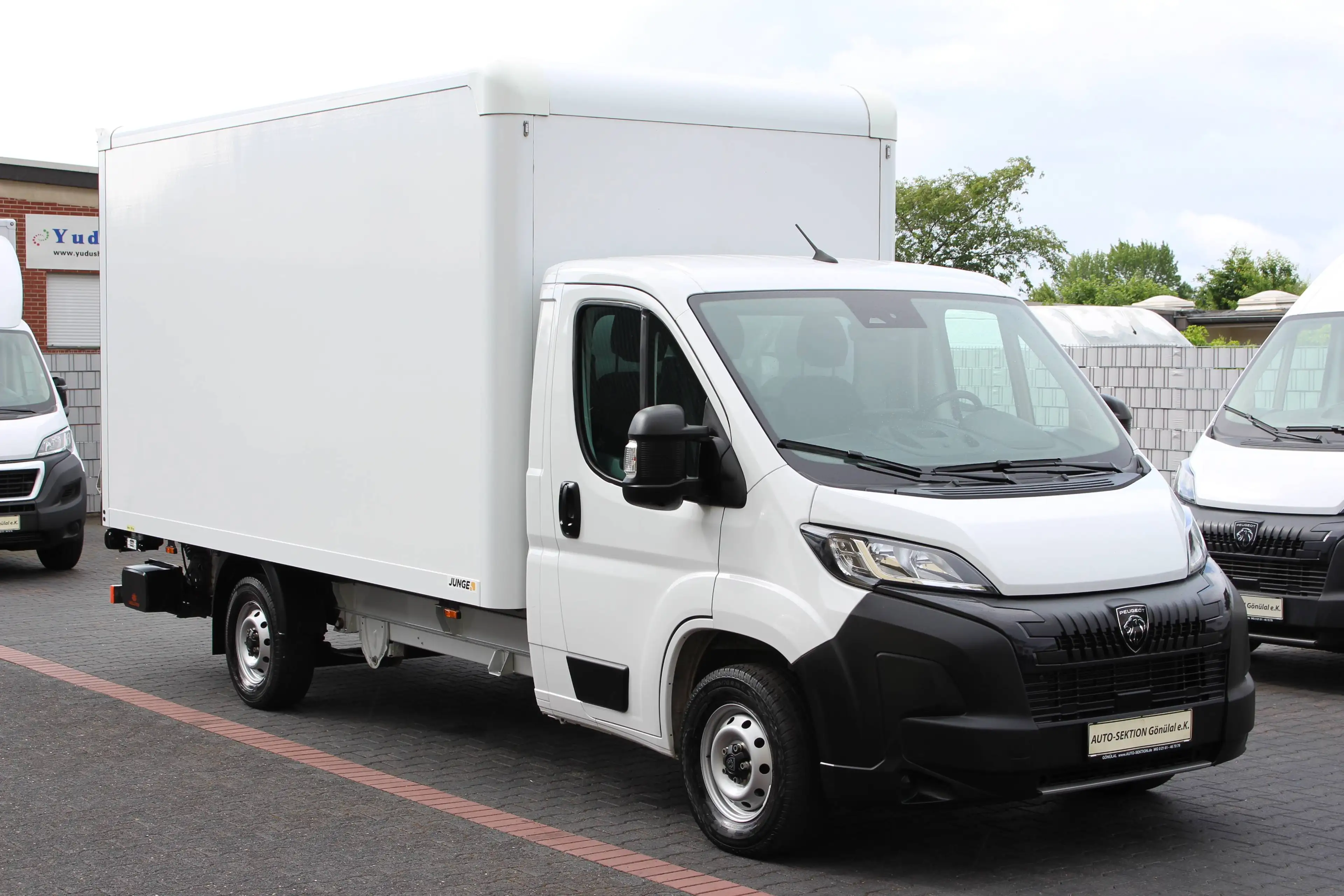 Peugeot Boxer 35 L4 140 Koffer LBW *Klima*Tempomat*Navi