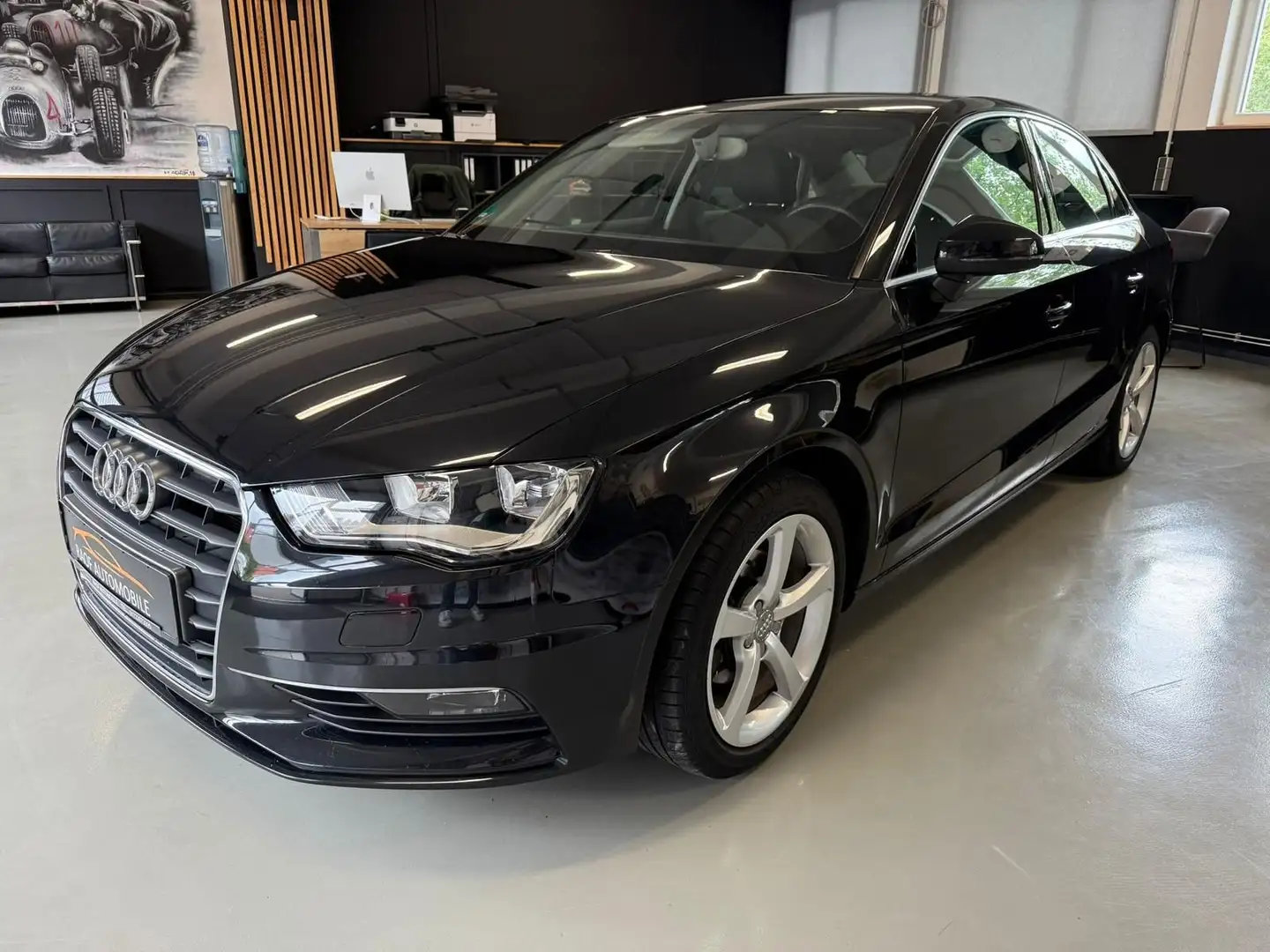 Audi A3 1.4 16V TFSI LIMOUSINE SHZ LEDER KLIMA Schwarz - 1