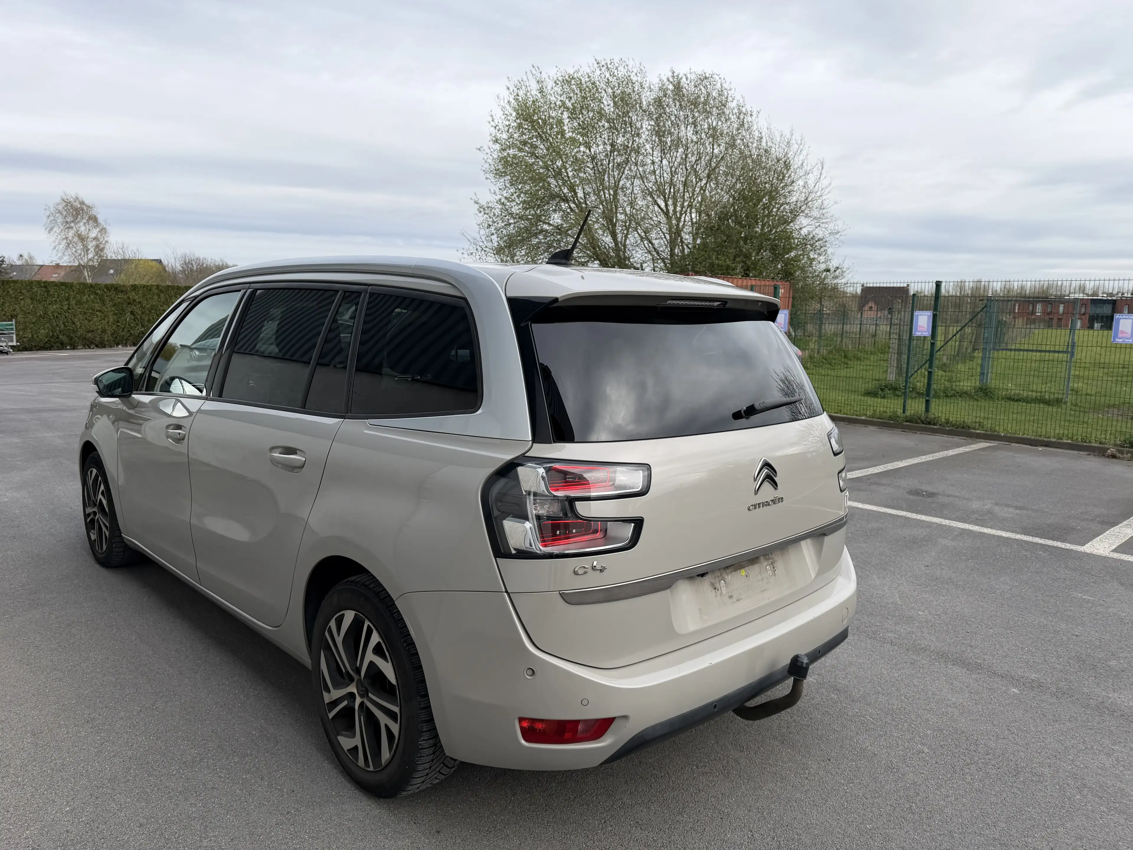 Citroen C4 SpaceTourer C4 Spacetourer 2.0 BlueHDi Shine S — photo 10