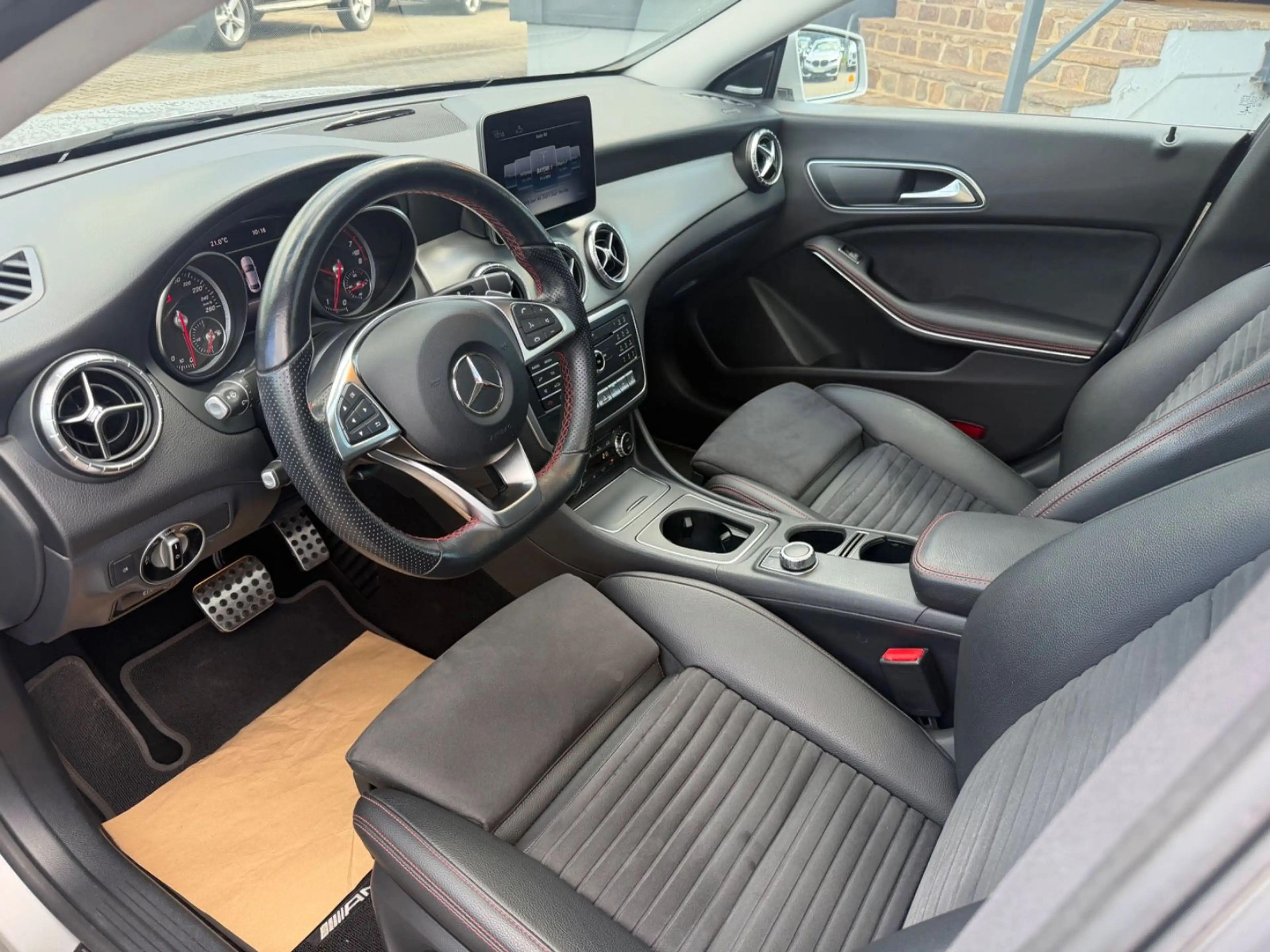 Mercedes-Benz CLA 220 CLA CLA 220 4Matic — photo 6