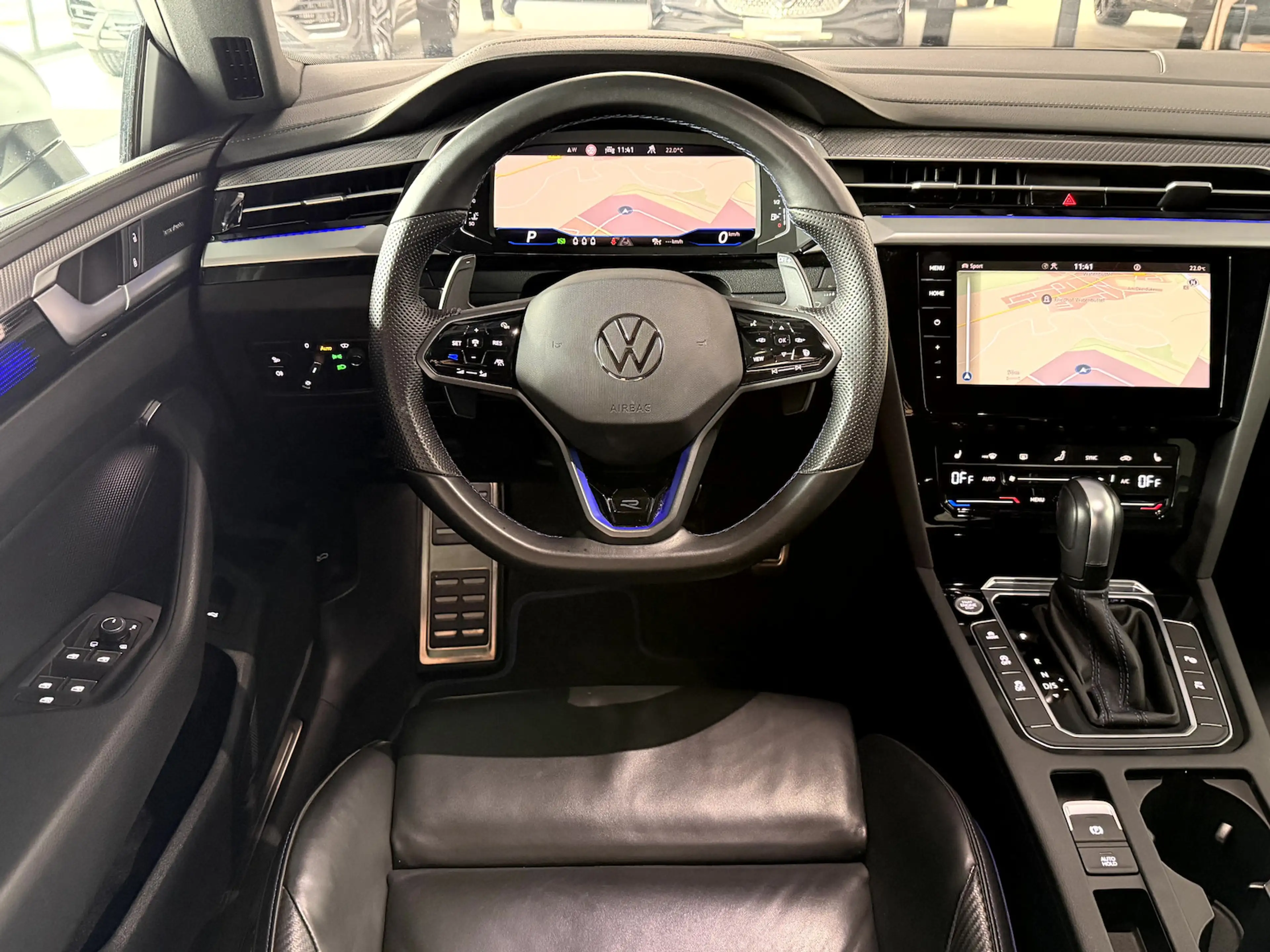 Volkswagen Arteon Shooting Brake R 2.0 TSI*Pano*H&K*HUD*AHK* — photo 12