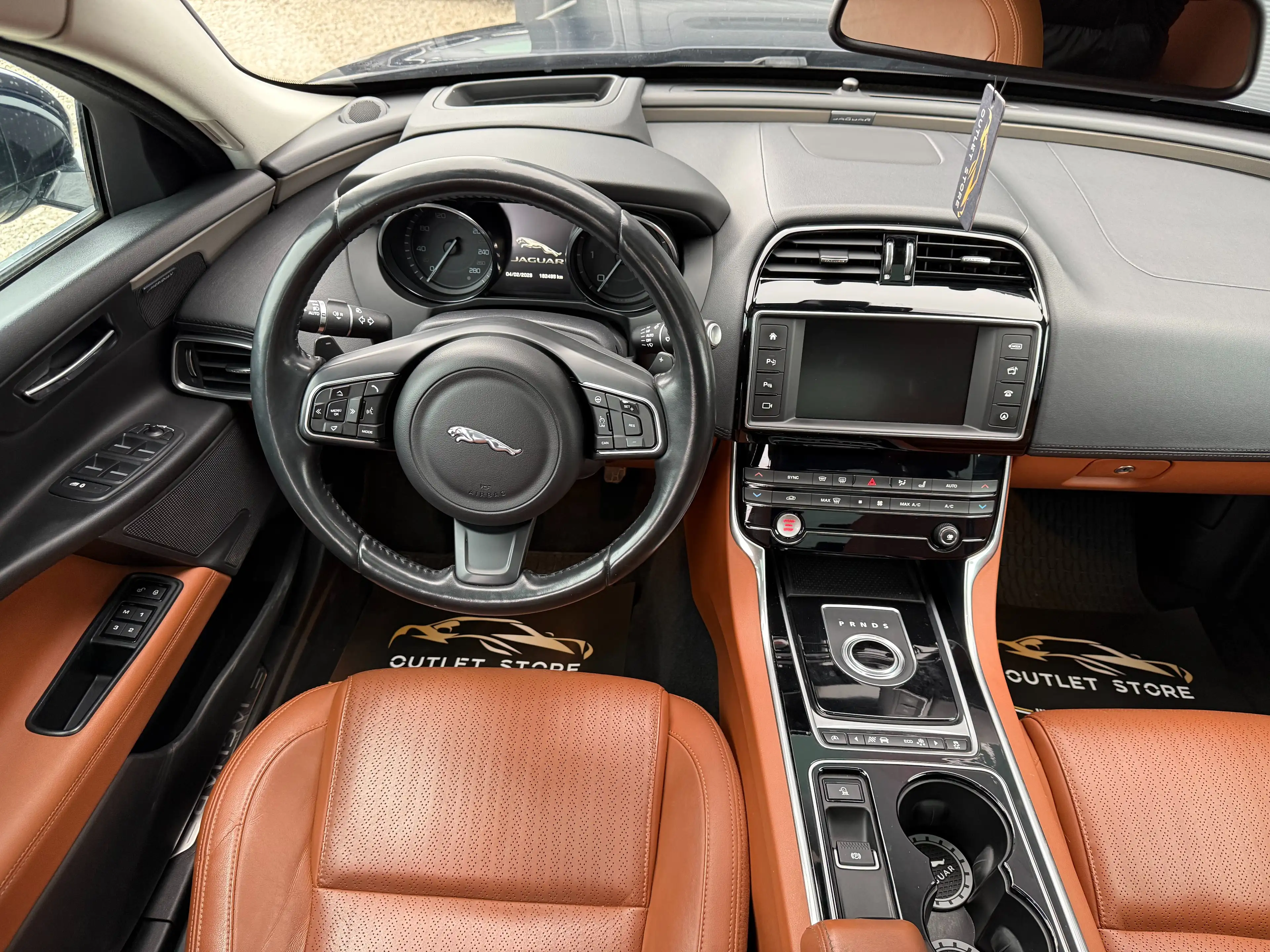 Jaguar XE Portfolio*Panorama*Navi*Memory*Spur*Garantie*TOP* — photo 15