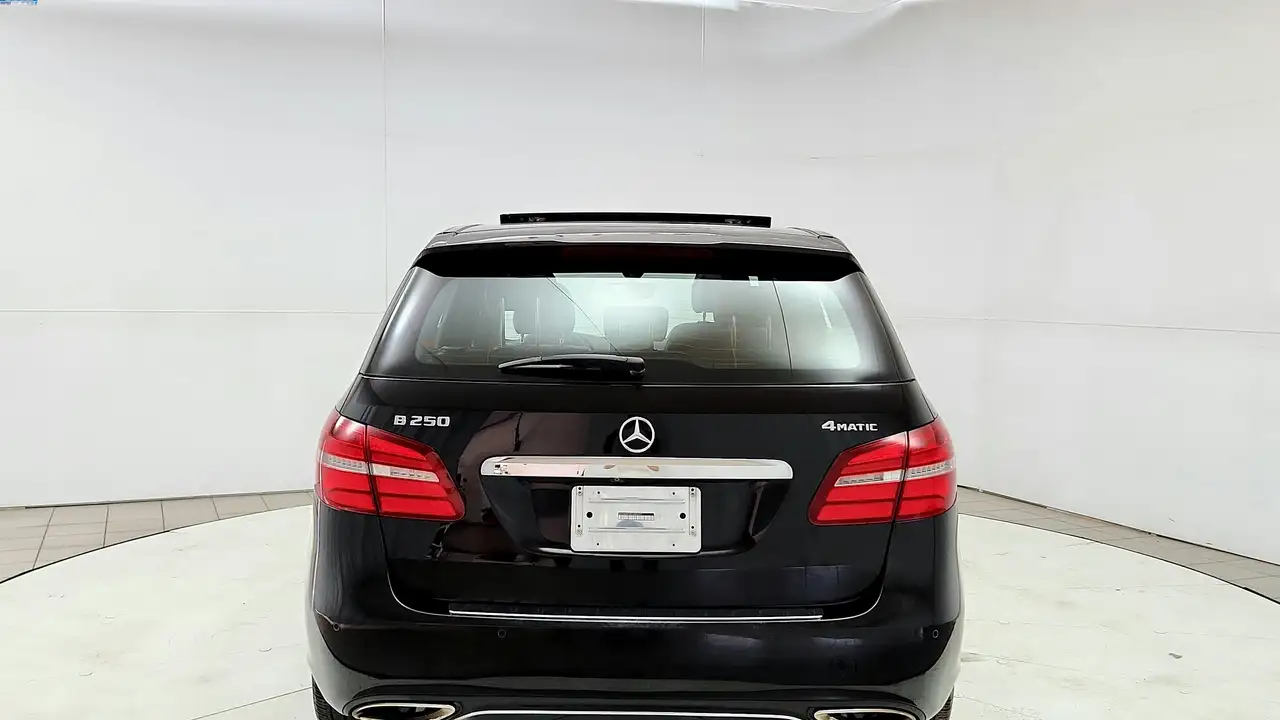 Mercedes-Benz B-Class снимка Mercedes-Benz B-Class