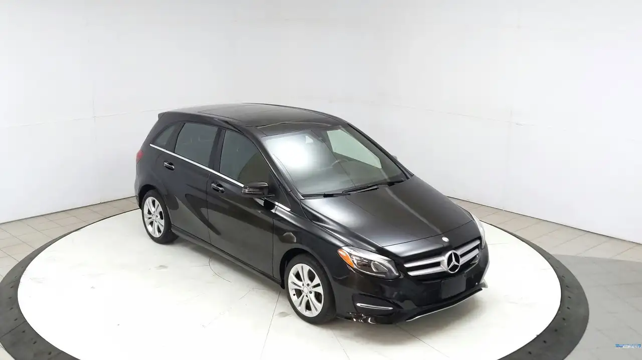 Mercedes-Benz B-Class снимка Mercedes-Benz B-Class