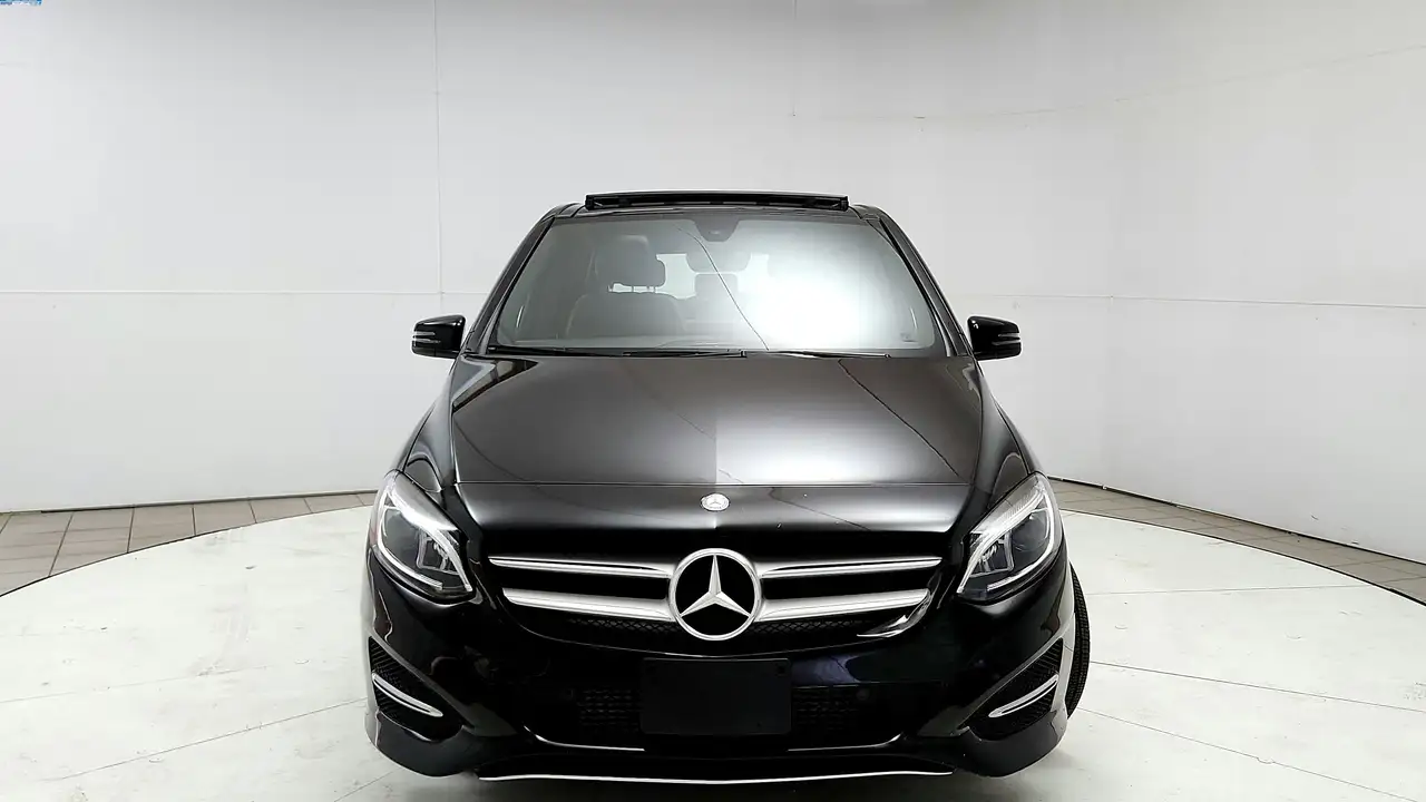 Mercedes-Benz B-Class снимка Mercedes-Benz B-Class