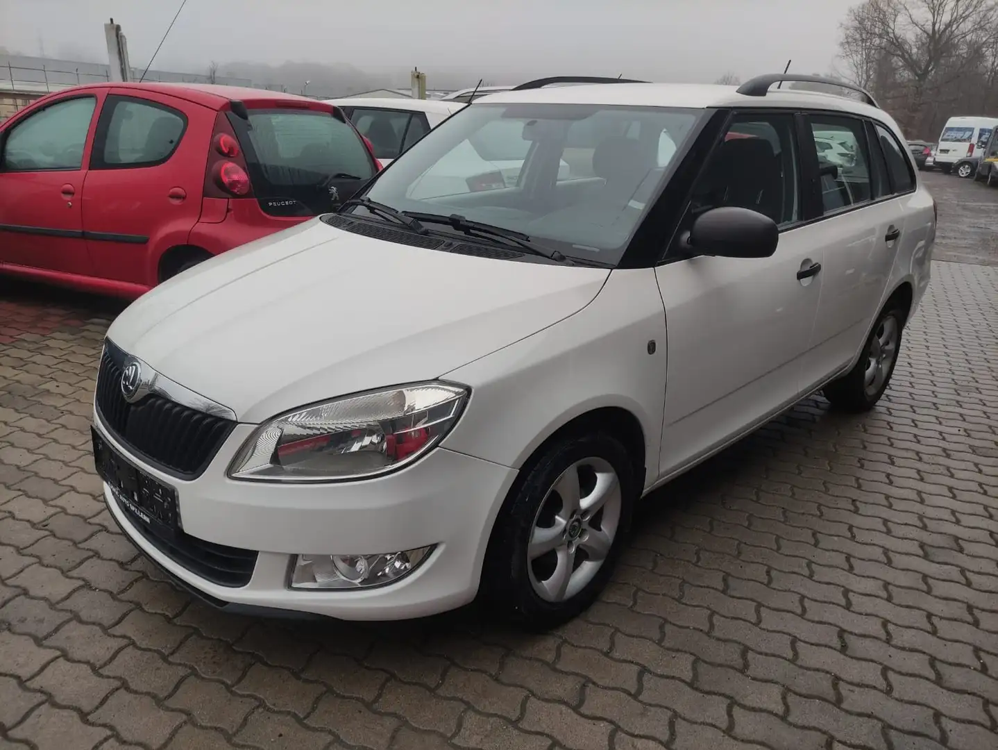 Skoda Fabia Fabia Combi Active+ 1,6 TDI Active+ Weiß - 2