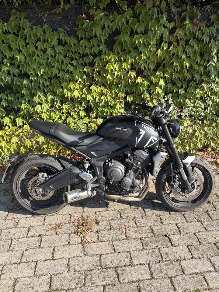 Triumph Trident 660