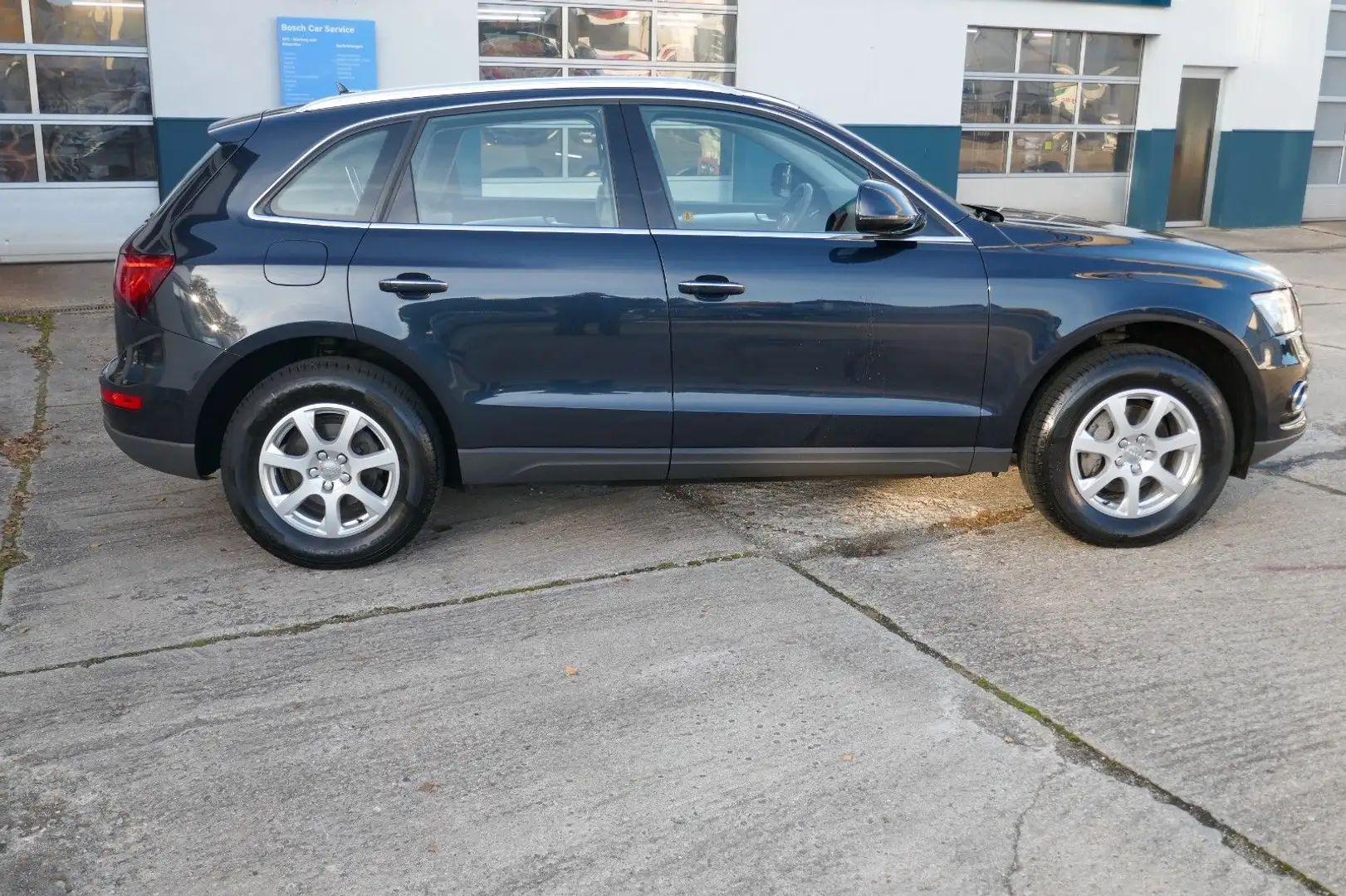 Audi Q5 2.0 TDI quattro S tronic Xen/Nav/Kam/ACC Blau - 2