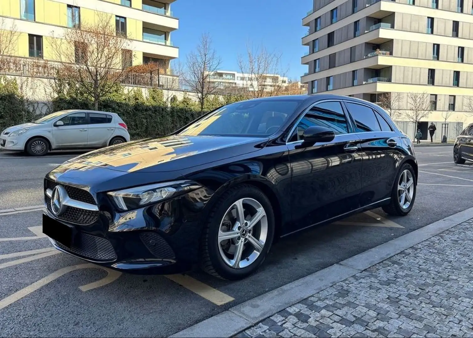 Mercedes-Benz A 220 A 220 Aut. Schwarz - 1