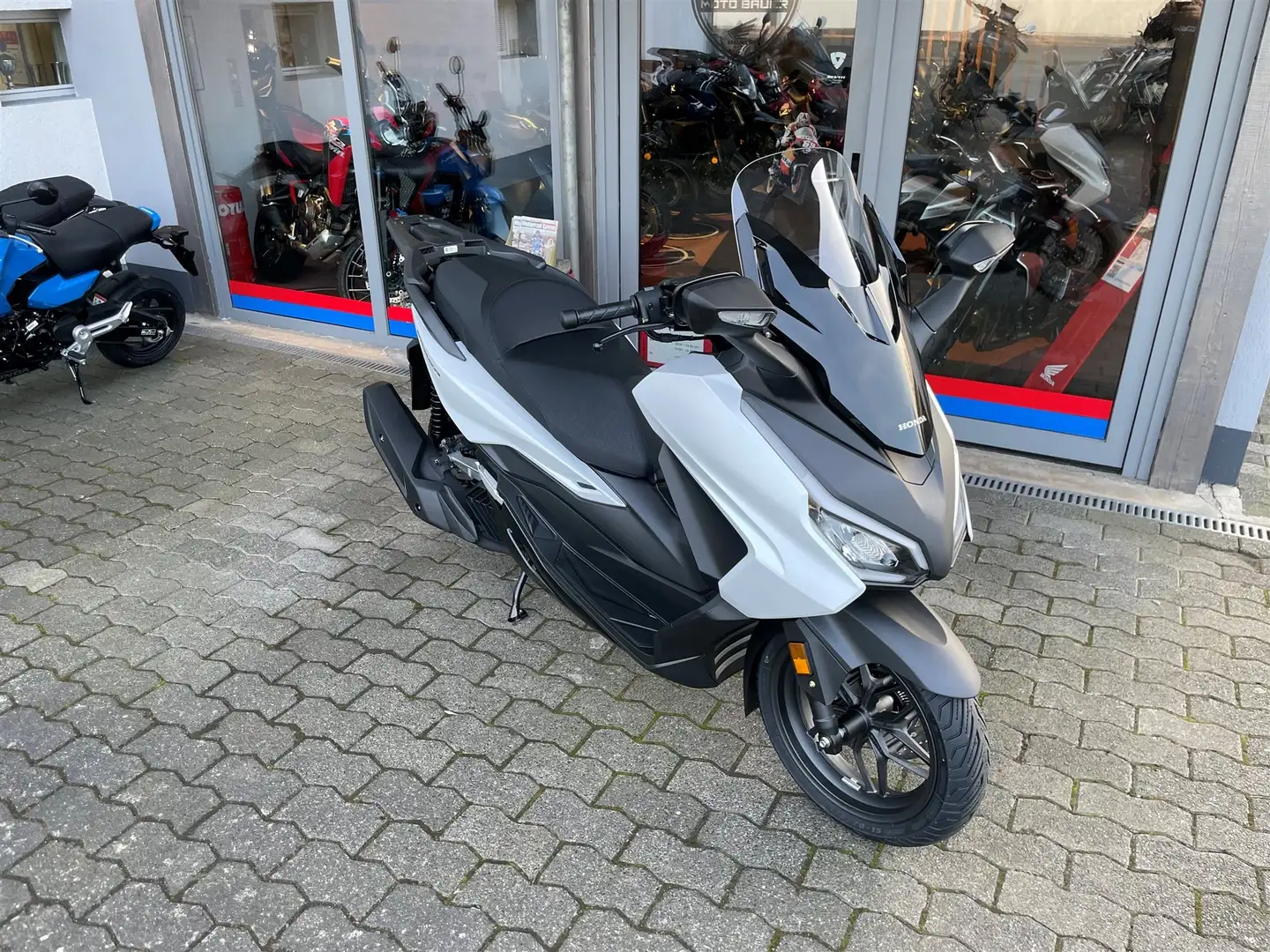 Honda Forza 125 Neufahrzeug auf Lager Beyaz - 1