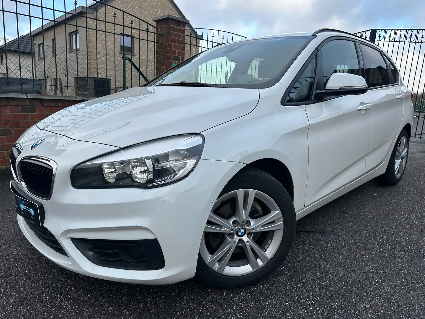 BMW 218 Active Tourer 218 dX Edition Wit - 1