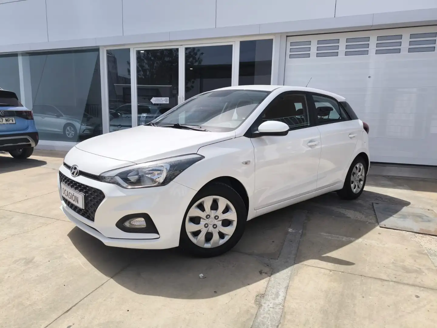 Hyundai i20 1.2 MPI Essence Blanco - 2