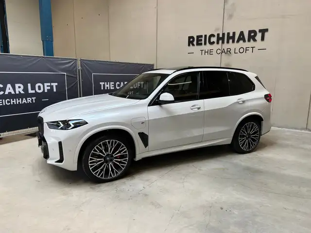 BMW X5 50e xDrive M SPORT PRO - LEASINGAKTION 587 EUR mtl Ansicht 3