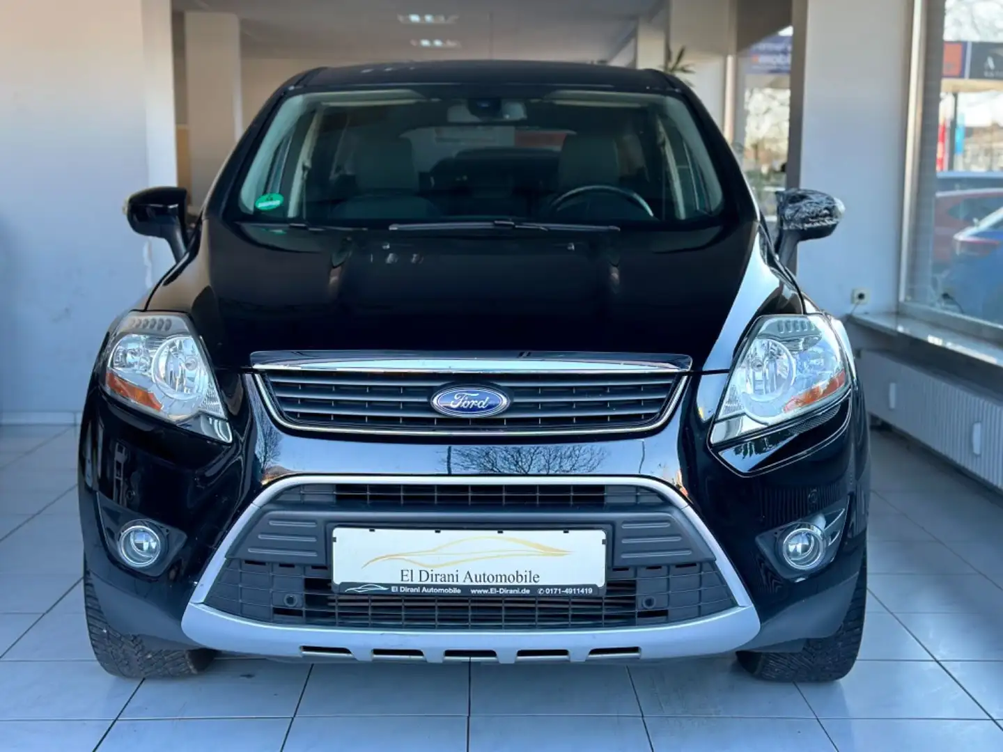Ford Kuga 2.5 Titanium Aut. 4x4/Nav/Sitzhz./Tempo/PDC Schwarz - 2