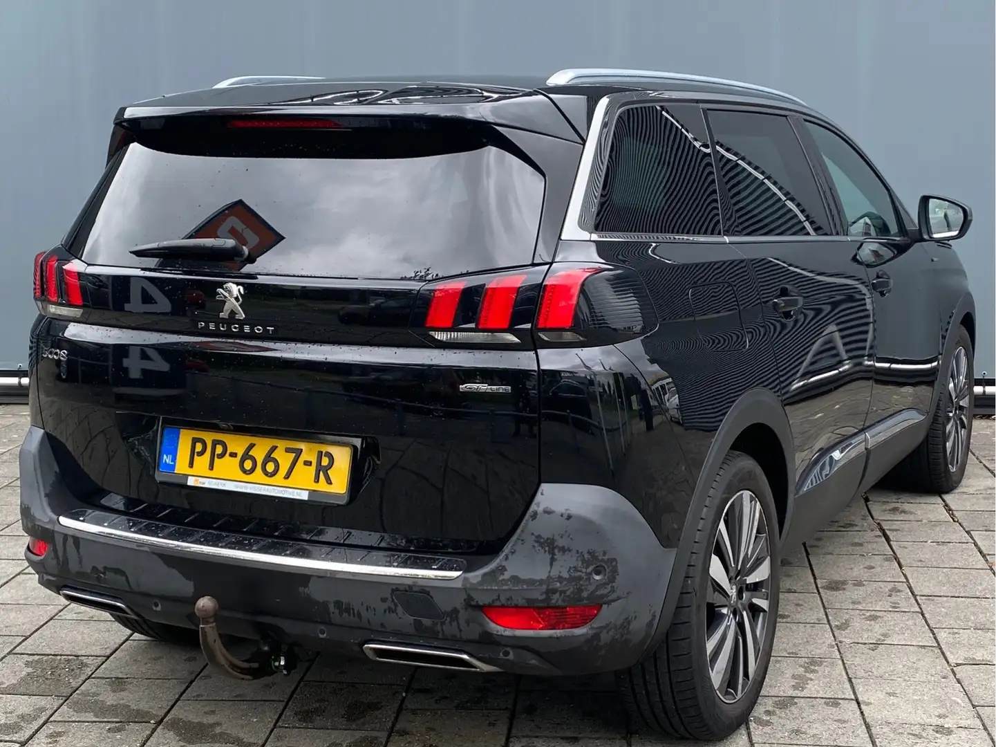Peugeot 5008 BWJ 2017 | 1.2PT 131PK GT-Line | PANO DAK | CLIMA Zwart - 2