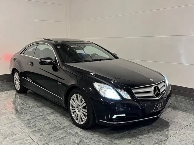 Mercedes-Benz E 350 CGI BlueEfficiency Coupe*2.hd*Xenon*Pano
