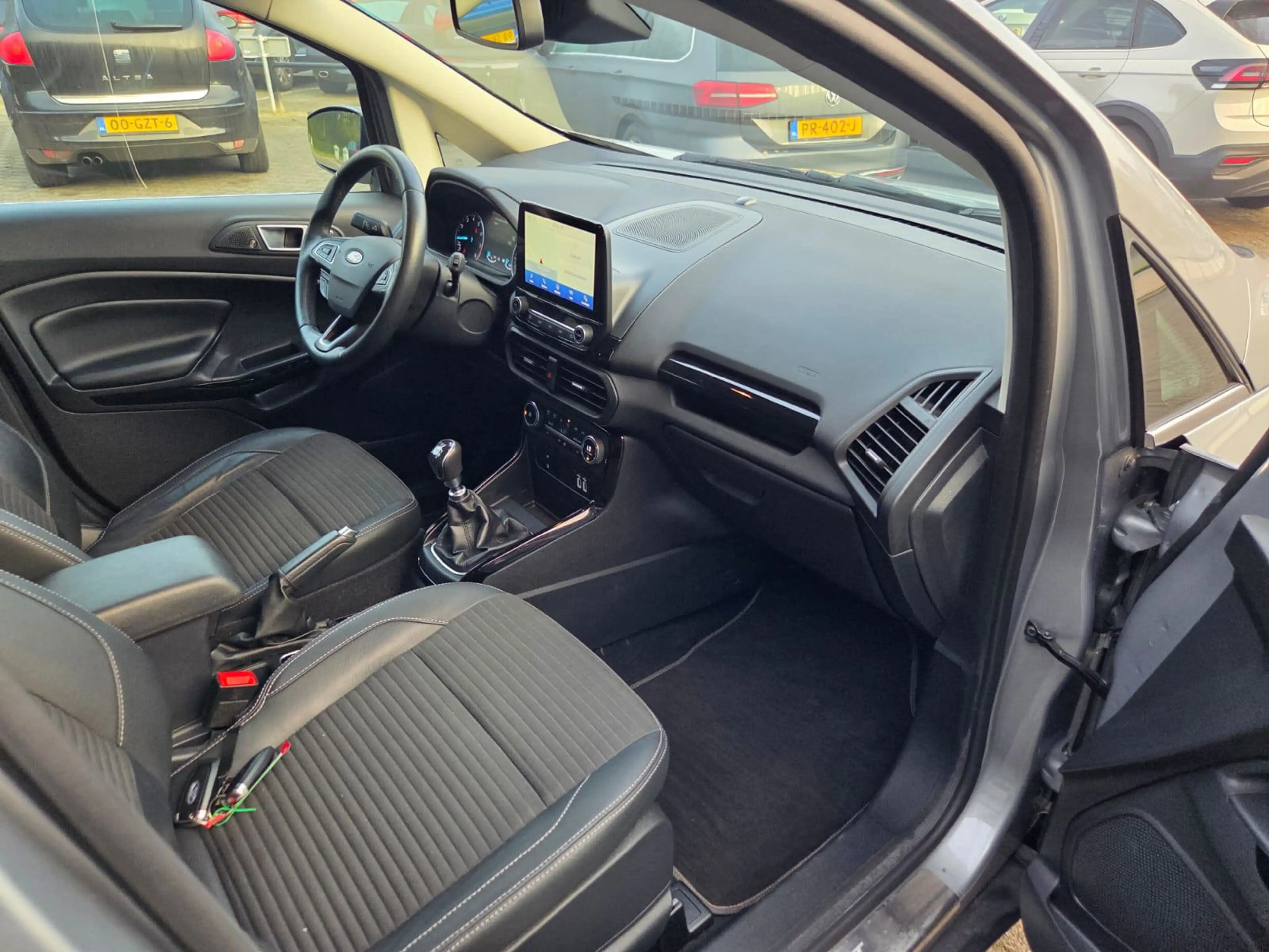 Ford EcoSport 1.0 EcoBoost Titanium — photo 17