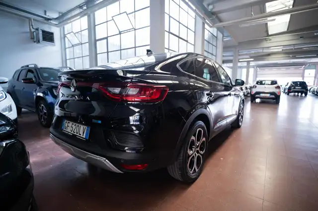 Renault Arkana view 2