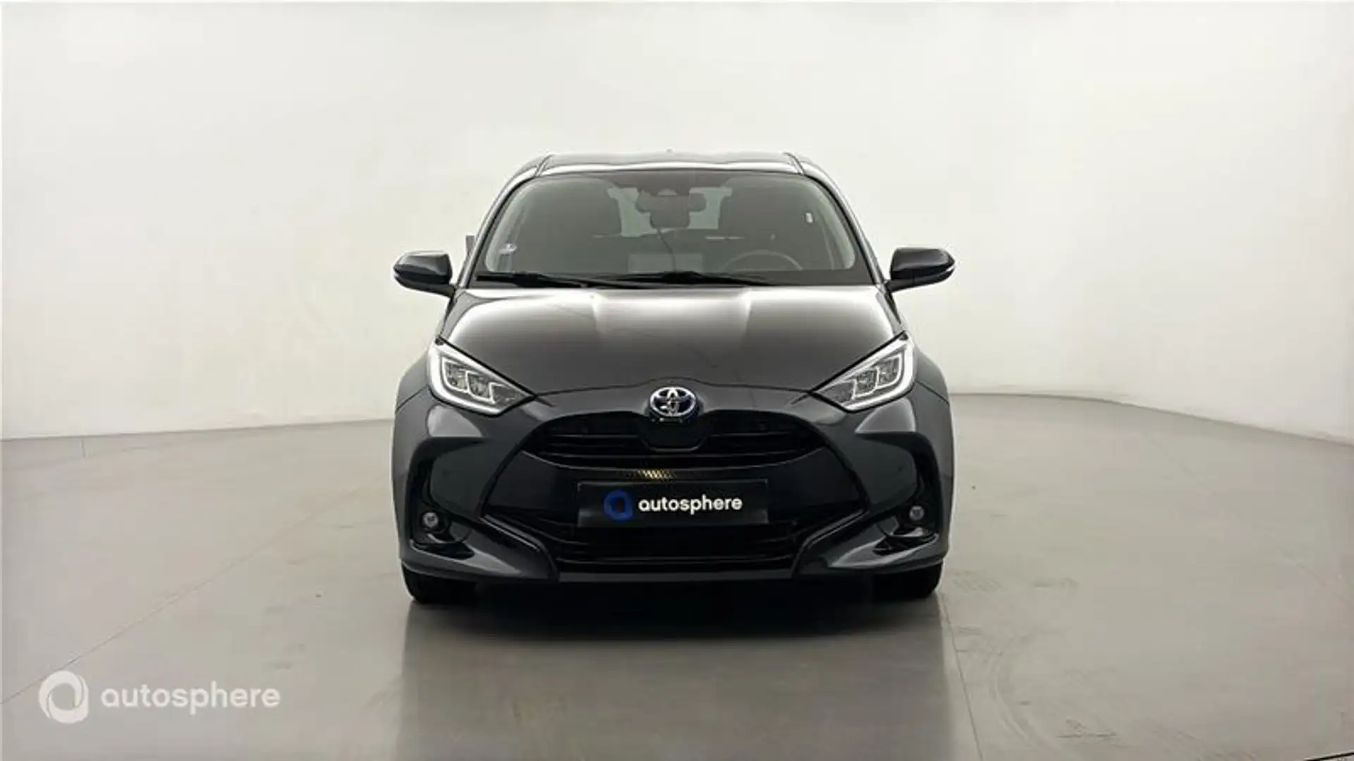 Toyota Yaris 116h Design 5p MY22 - 2