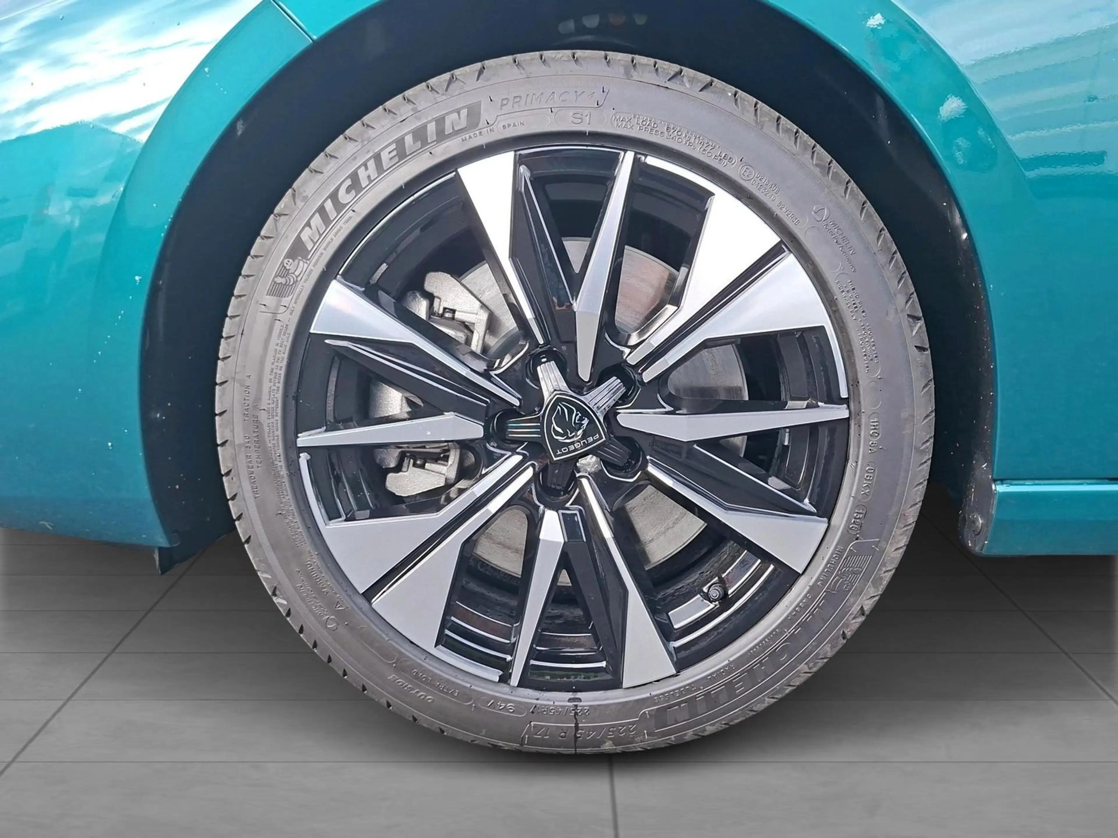 Peugeot 308 Business Plug-In Hybrid 195 eDSC7 Kamera SHZ — photo 6