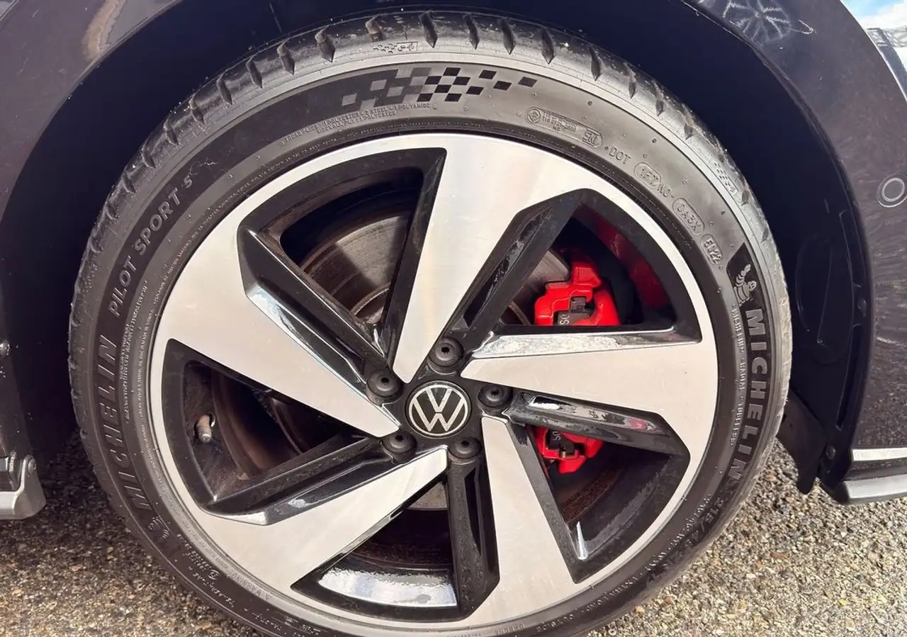 Volkswagen Polo GTI — photo 22