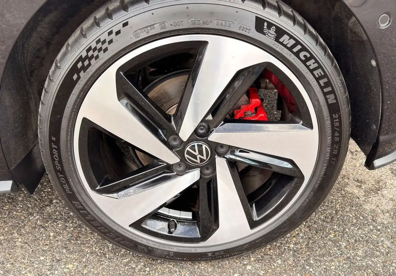 Volkswagen Polo GTI — photo 16