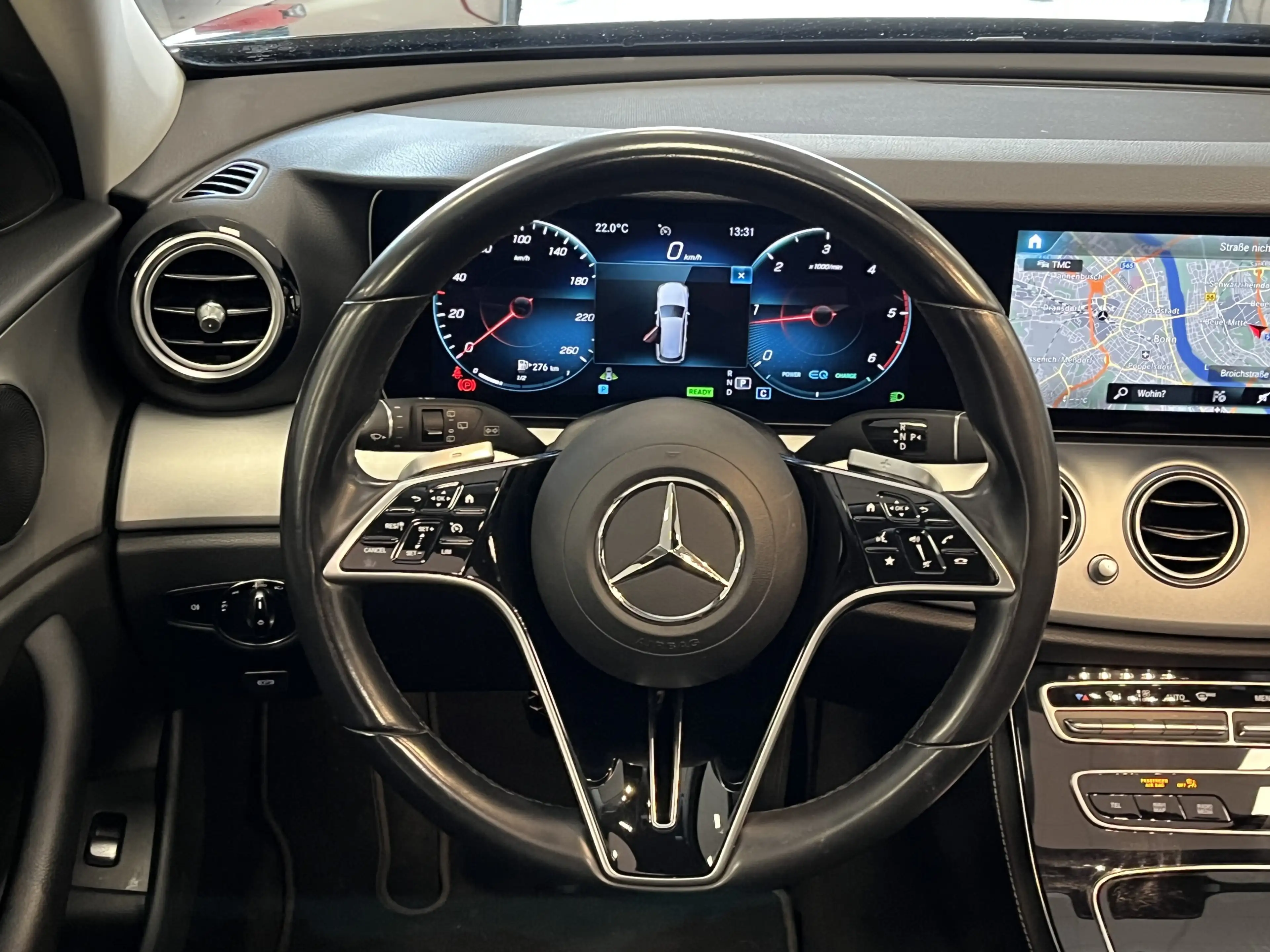 Mercedes-Benz E 220 AHK*Navi*ACC*R-Cam*SHZ*Pano*Night-Paket — photo 12
