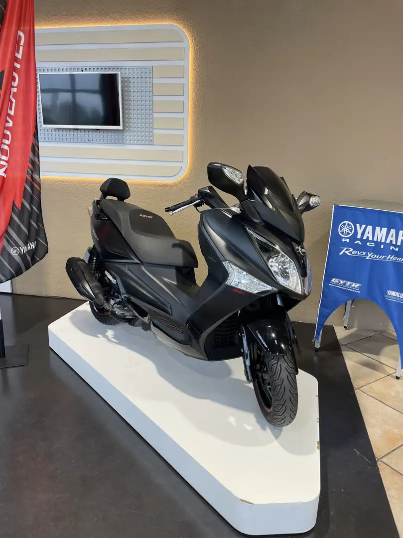 SYM GTS 125 Negro - 1