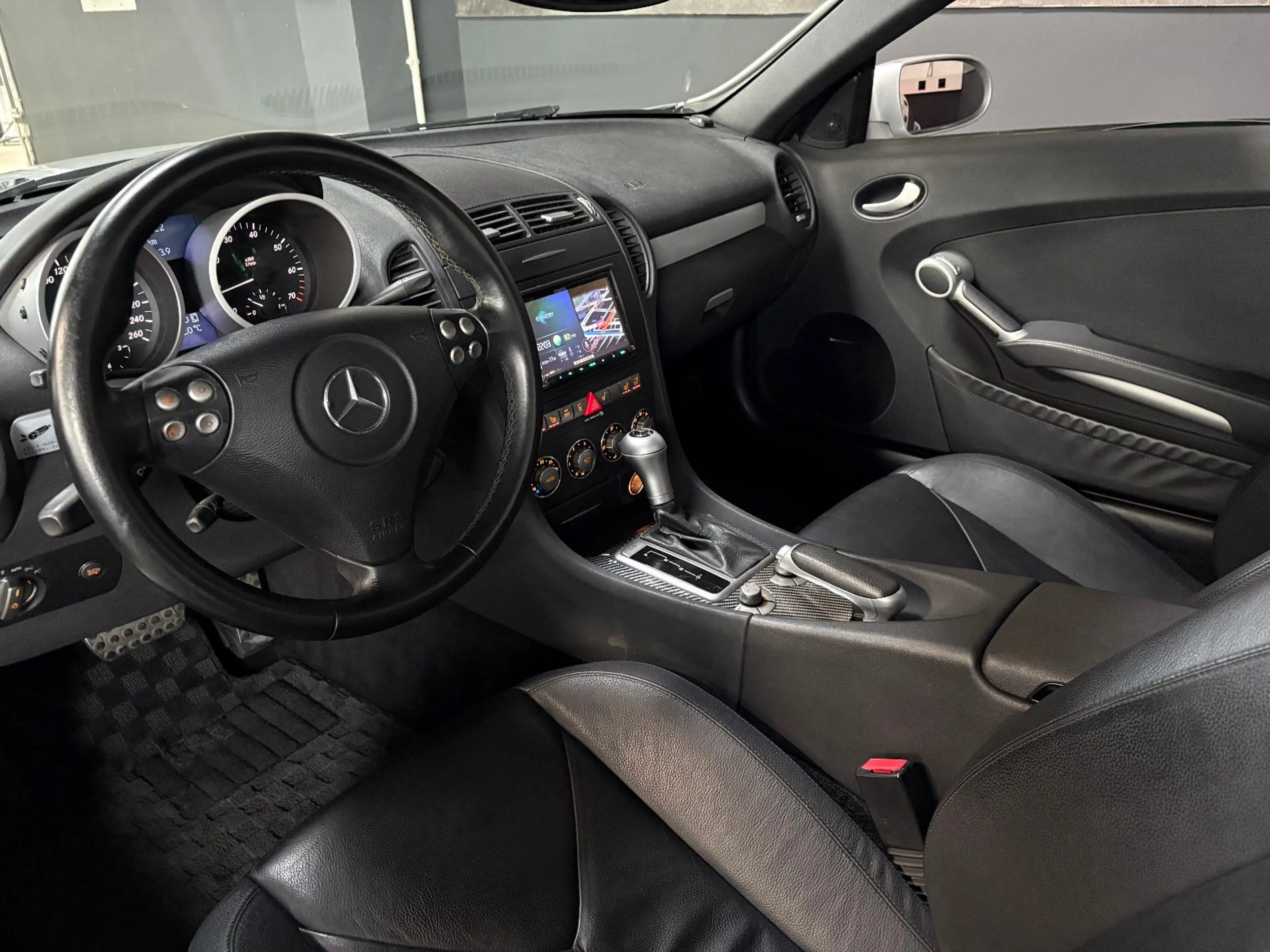 Mercedes-Benz SLK 350 HARMAN-KARDON/AIRSCARF/XENON — photo 15