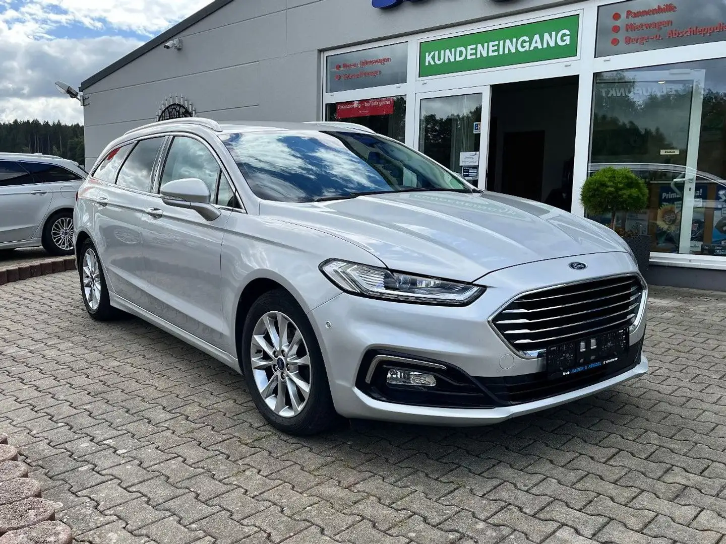 Ford Mondeo Turnier Titanium AppConnect LRH EHK PDC Argent - 1