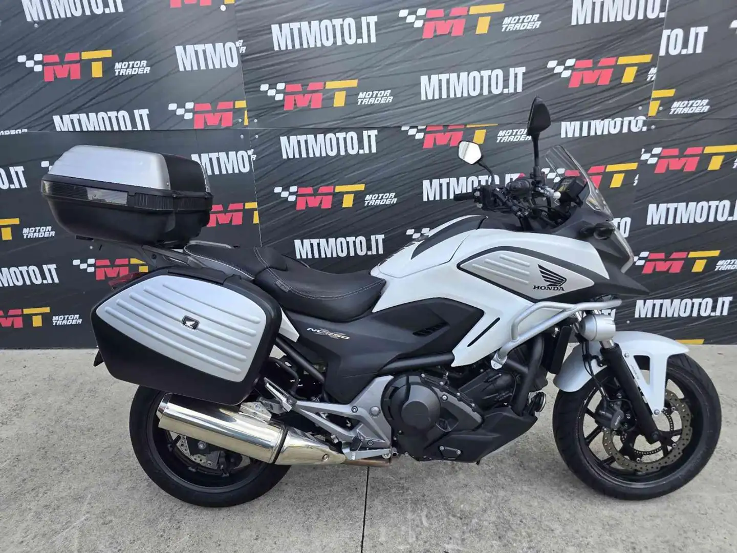 Honda NC 750 DTC Video 360 Bianco - 1