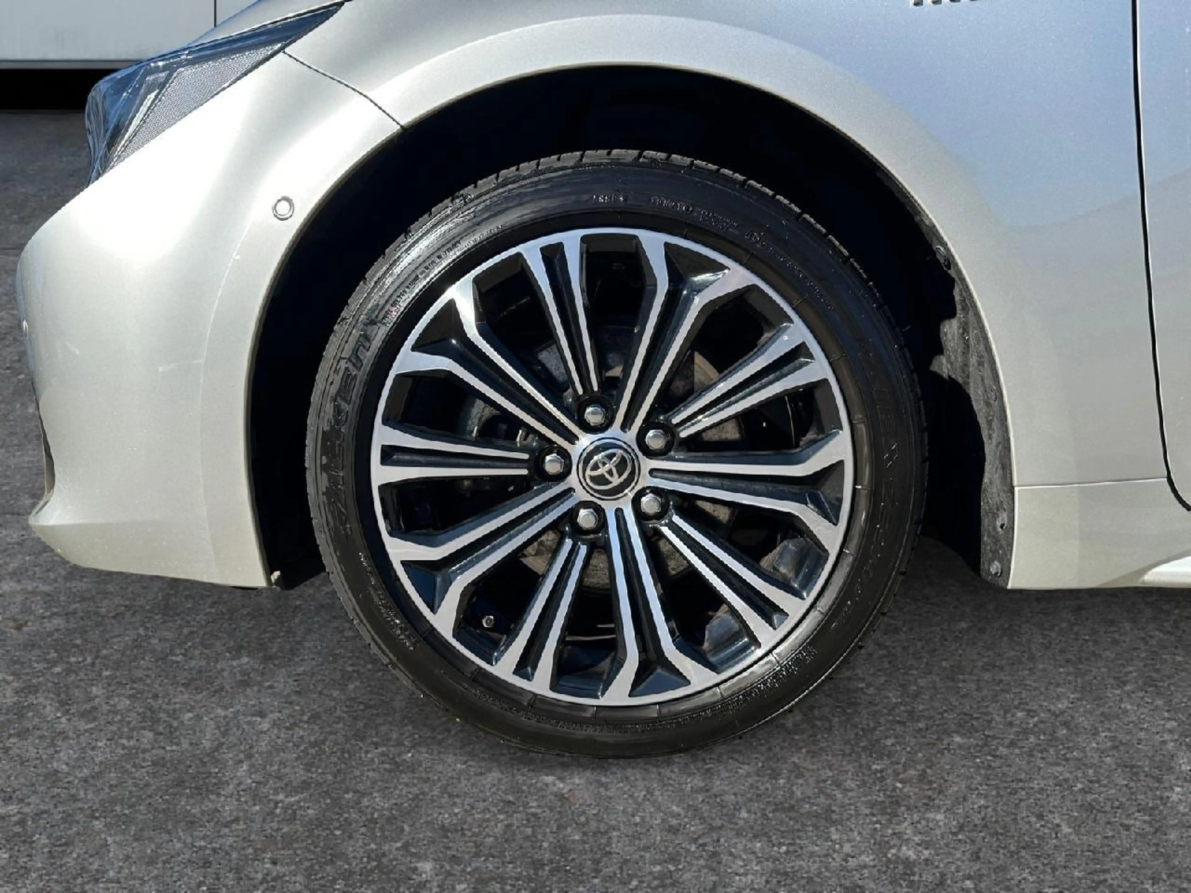 Toyota Corolla 2.0 Hybrid Team D, Technik, AHK — photo 13