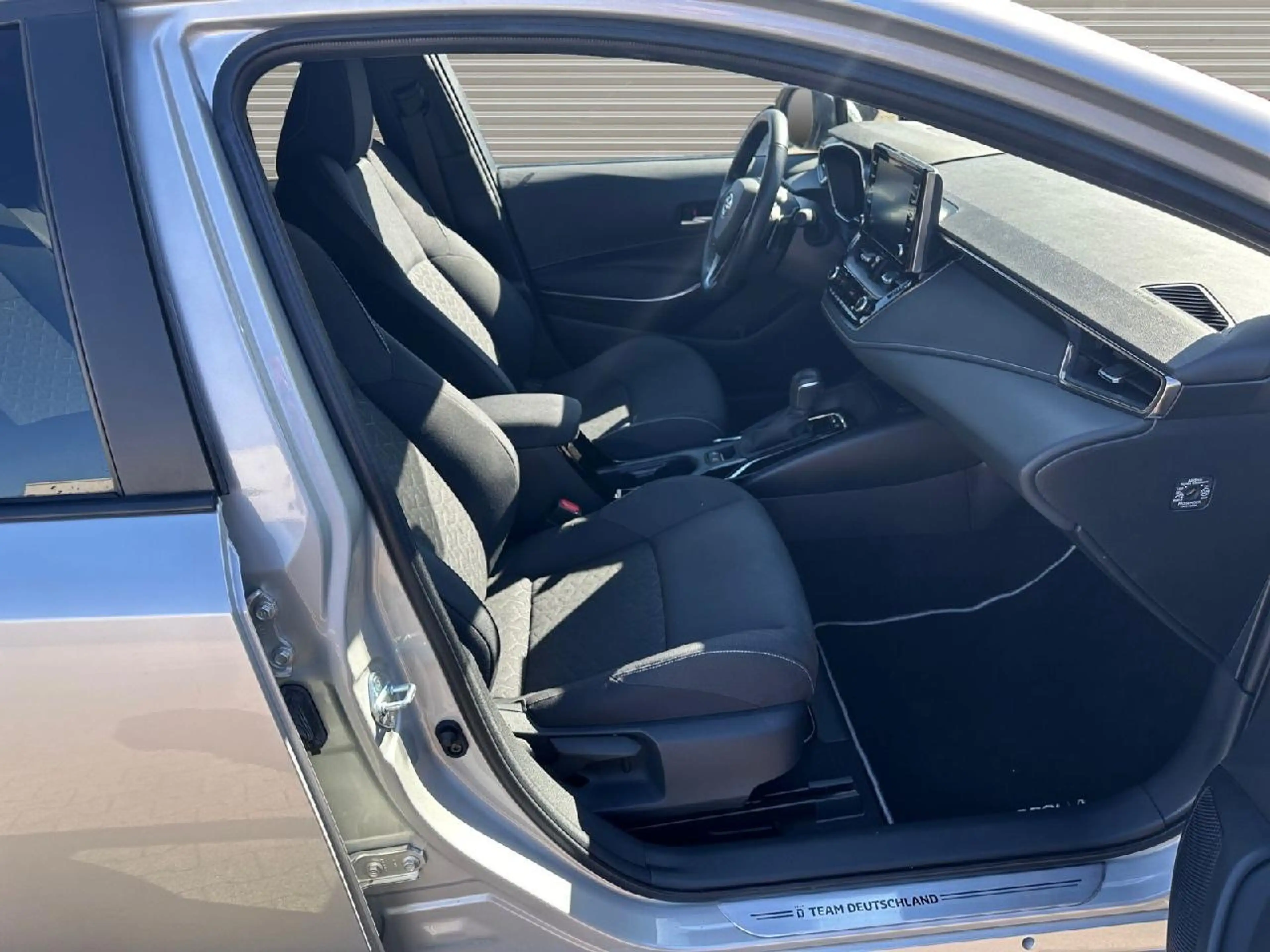 Toyota Corolla 2.0 Hybrid Team D, Technik, AHK — photo 15