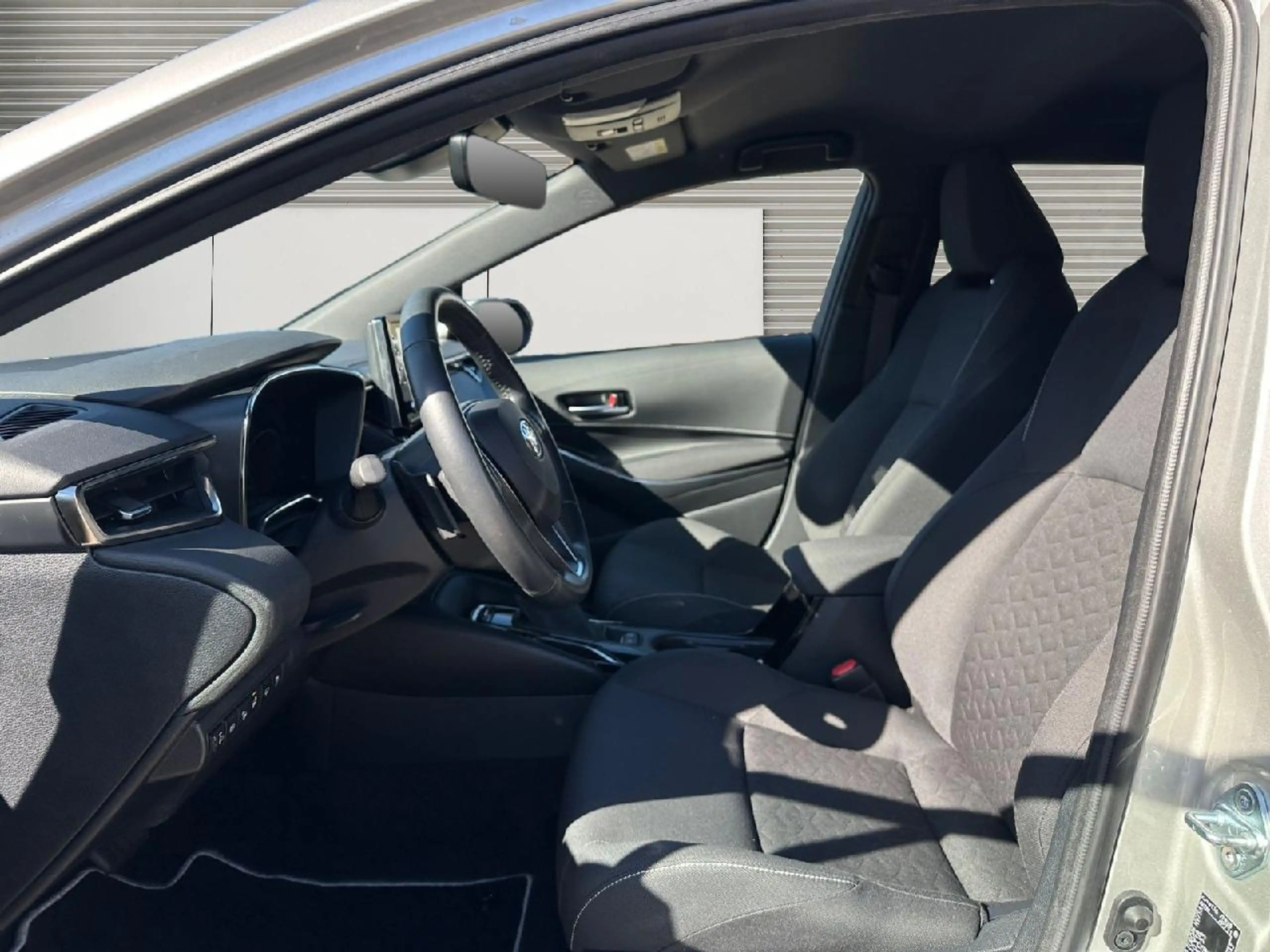Toyota Corolla 2.0 Hybrid Team D, Technik, AHK — photo 9