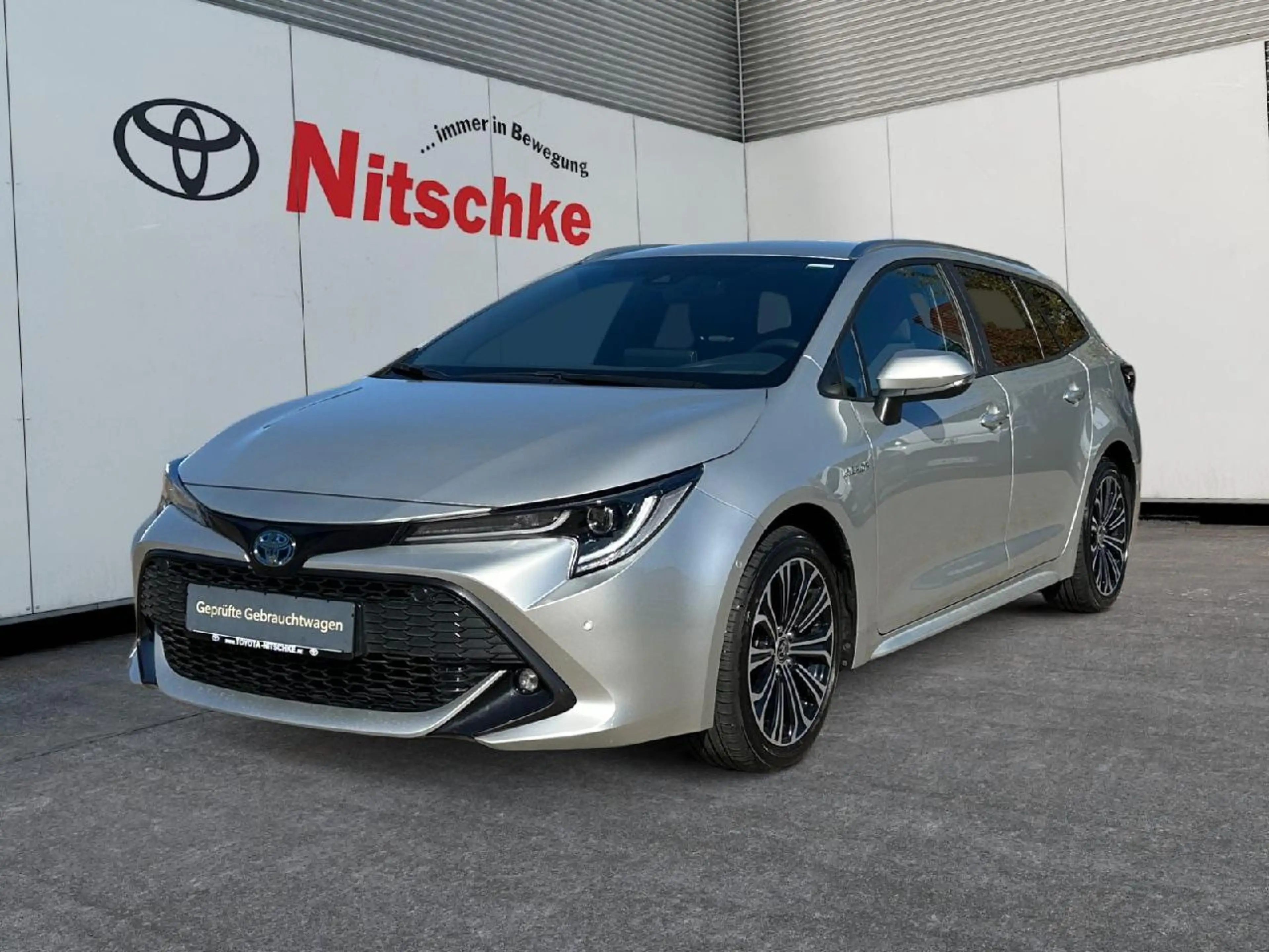 Toyota Corolla 2.0 Hybrid Team D, Technik, AHK