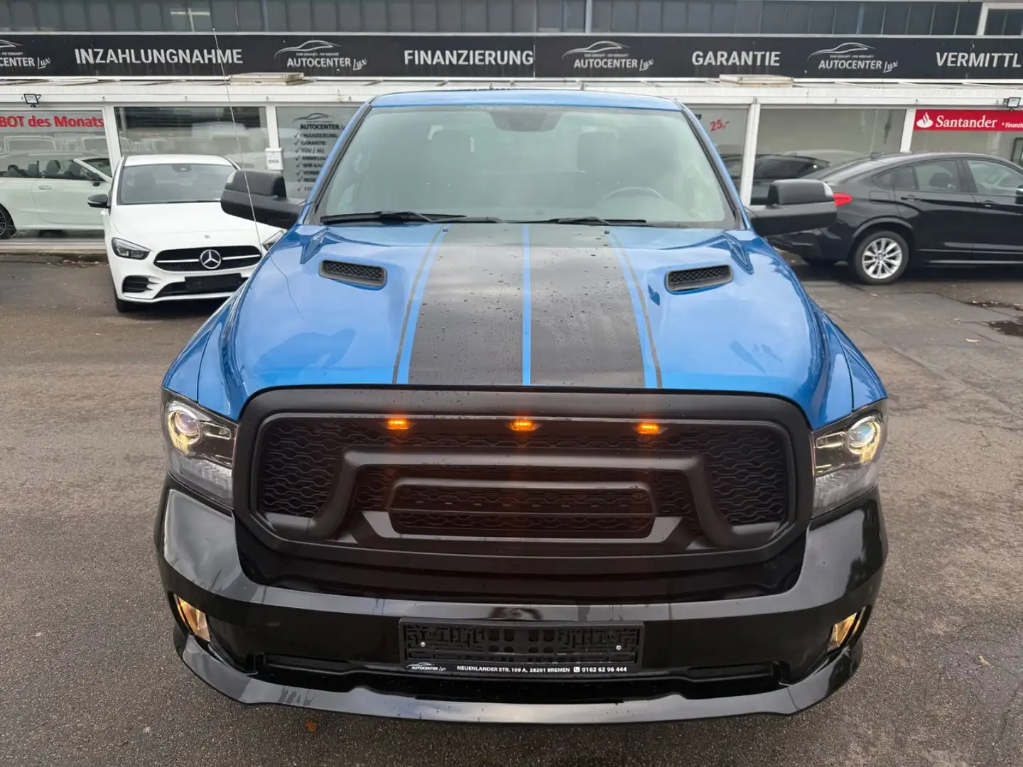 Dodge RAM 1500 5.7 HEMI V8 4x4 Blau - 2