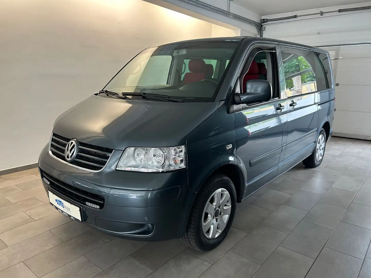 Volkswagen T5 Multivan T5  Bus Multivan Comfortline Gris - 1