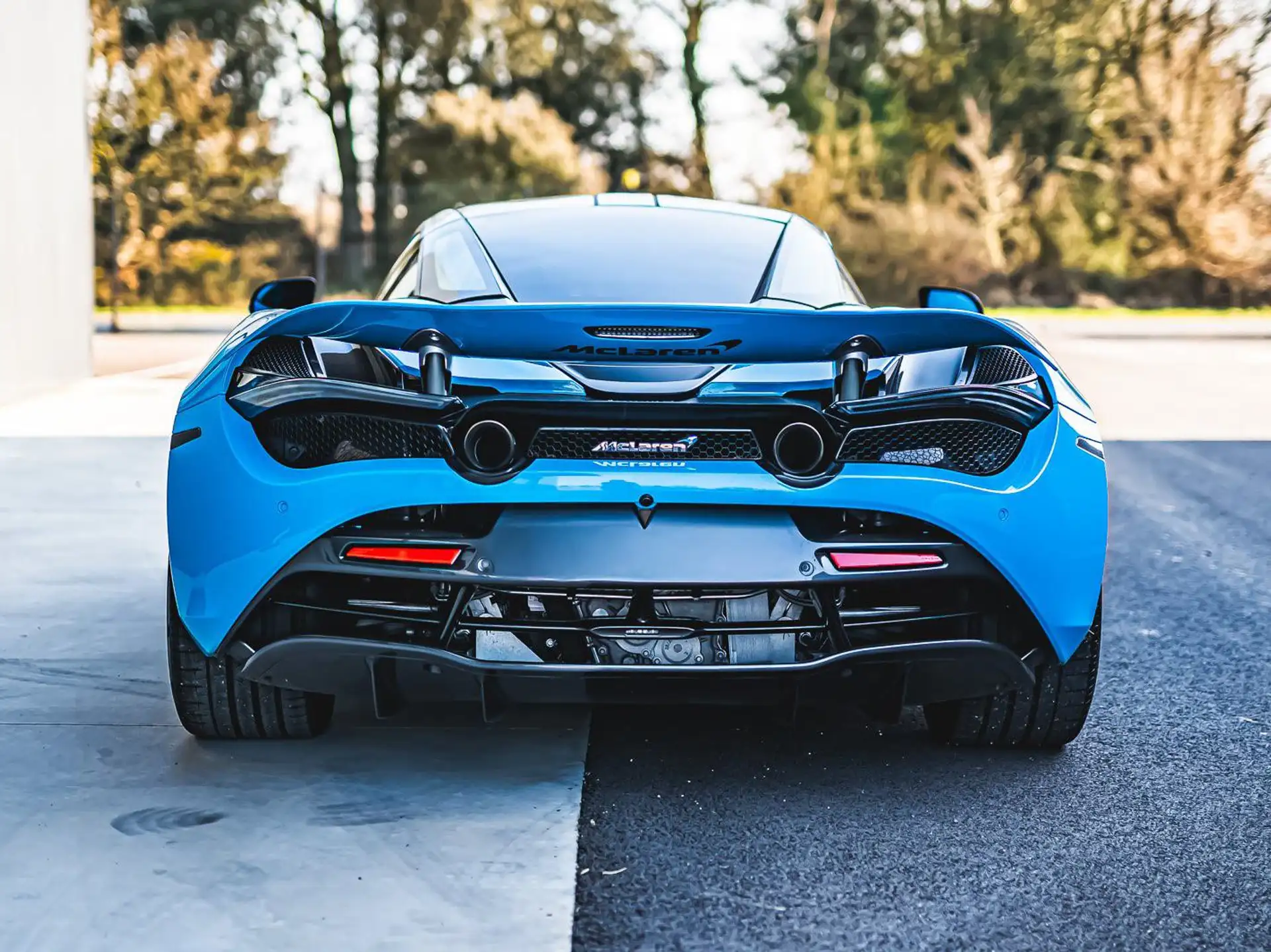 맥라렌 720S 720 Sport Coupe 2019 파랑 사진 6