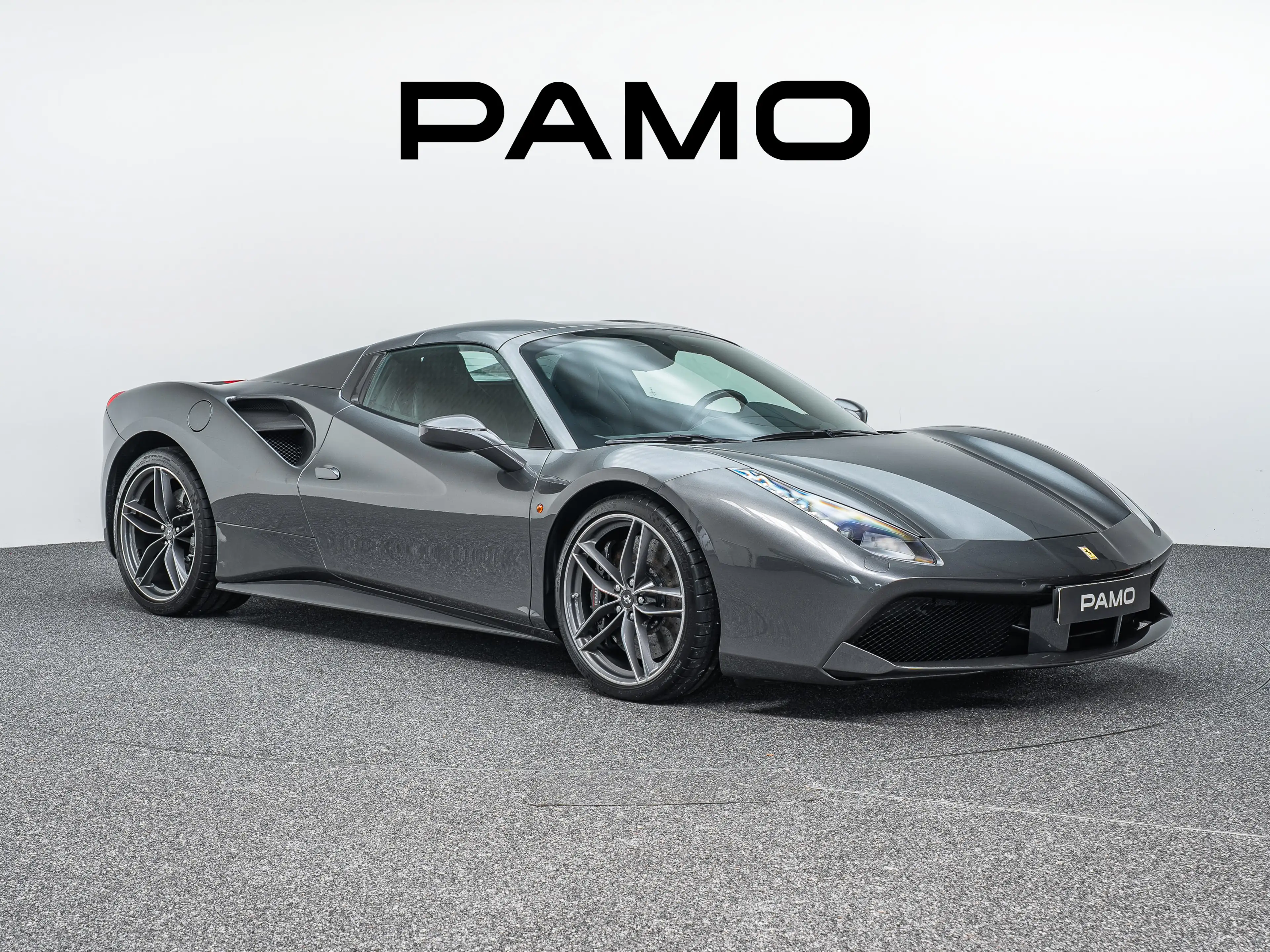Ferrari 488 Ferrari 488 Spider |