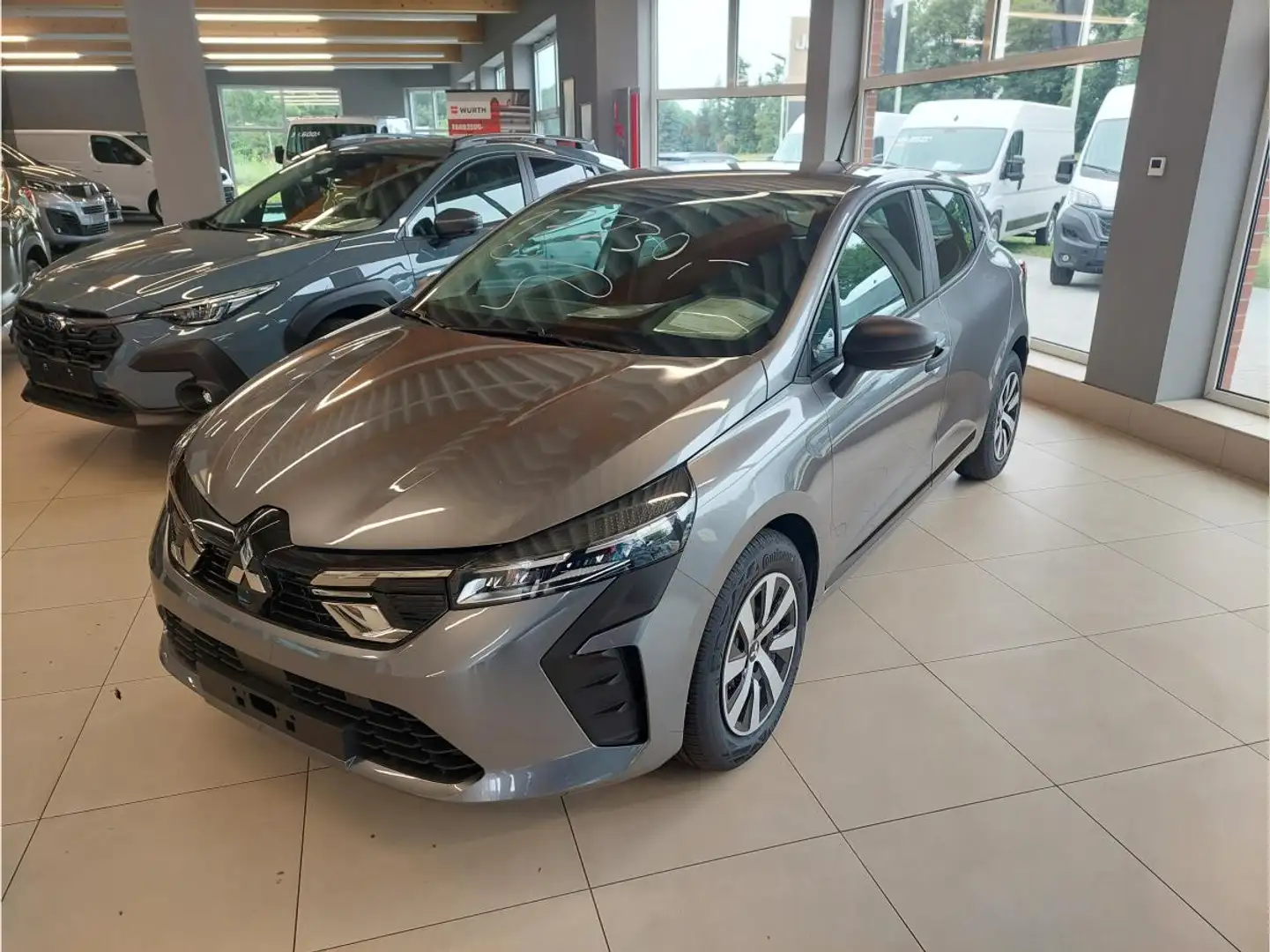 Mitsubishi Colt Basis Grau - 1