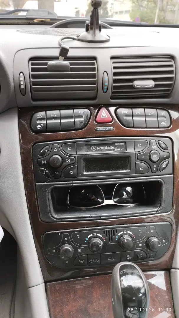 Mercedes-Benz C 320 C 320 Classic Aut. Silber - 1