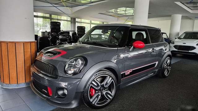 Imagine MINI John Cooper Works JCW GP2/1 of 2000/2.Hand/Werkstattgepflegt